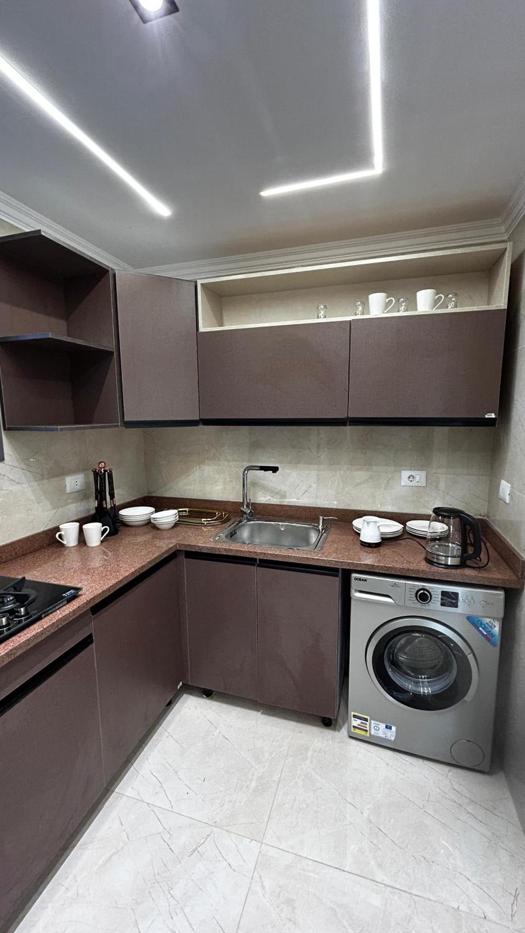 Avenu Al-3rab Hotel