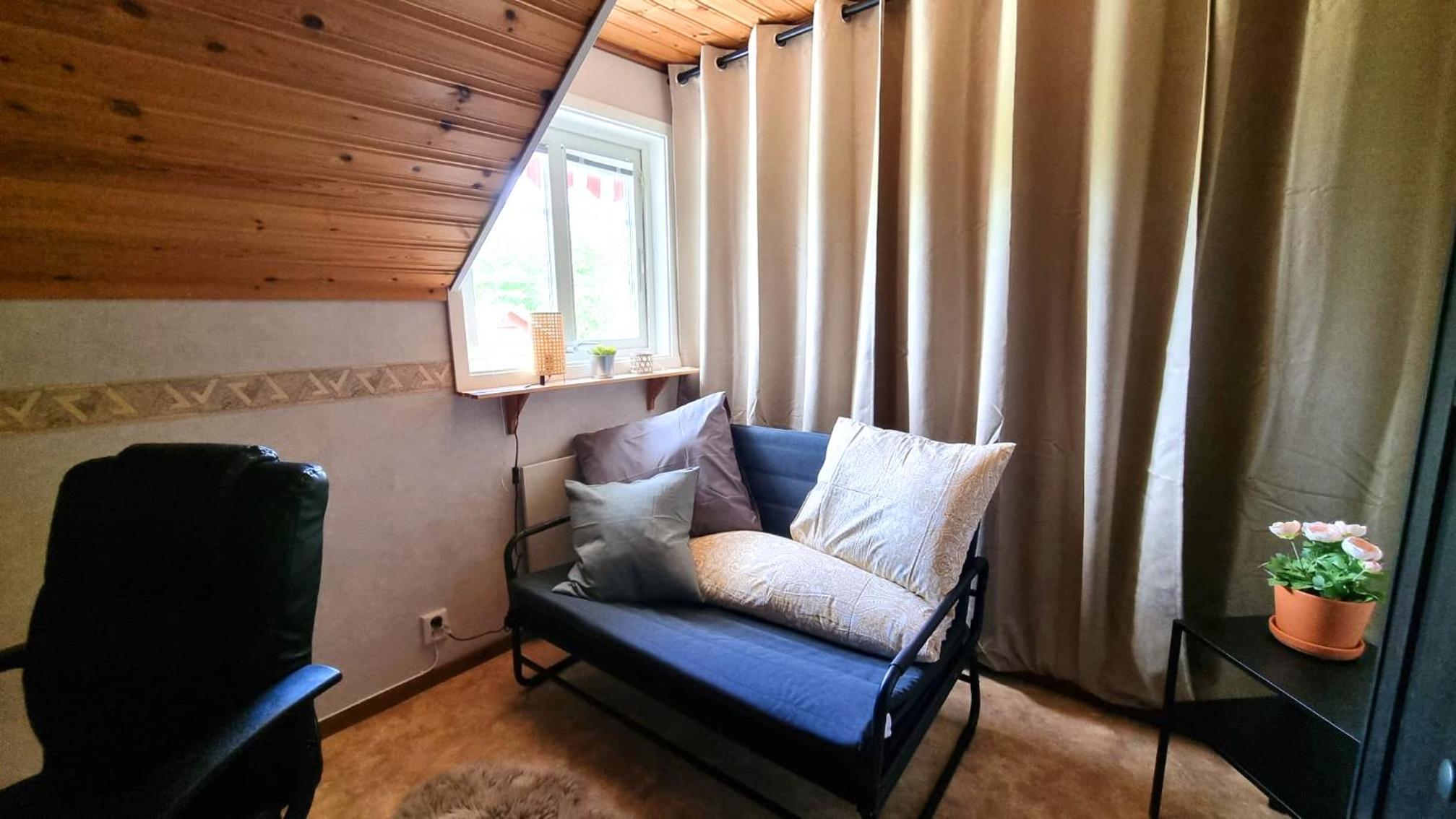 Holiday House 
