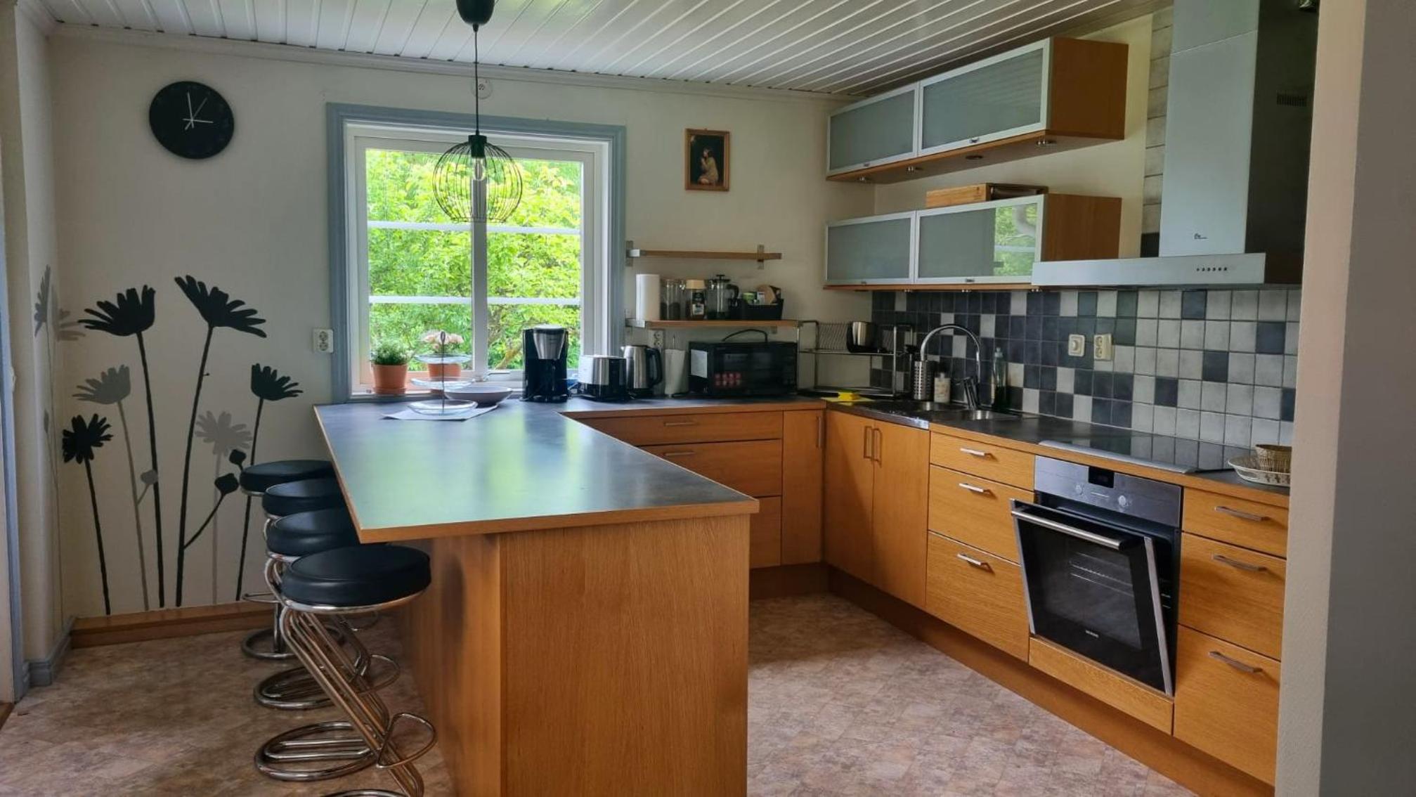 Holiday House 