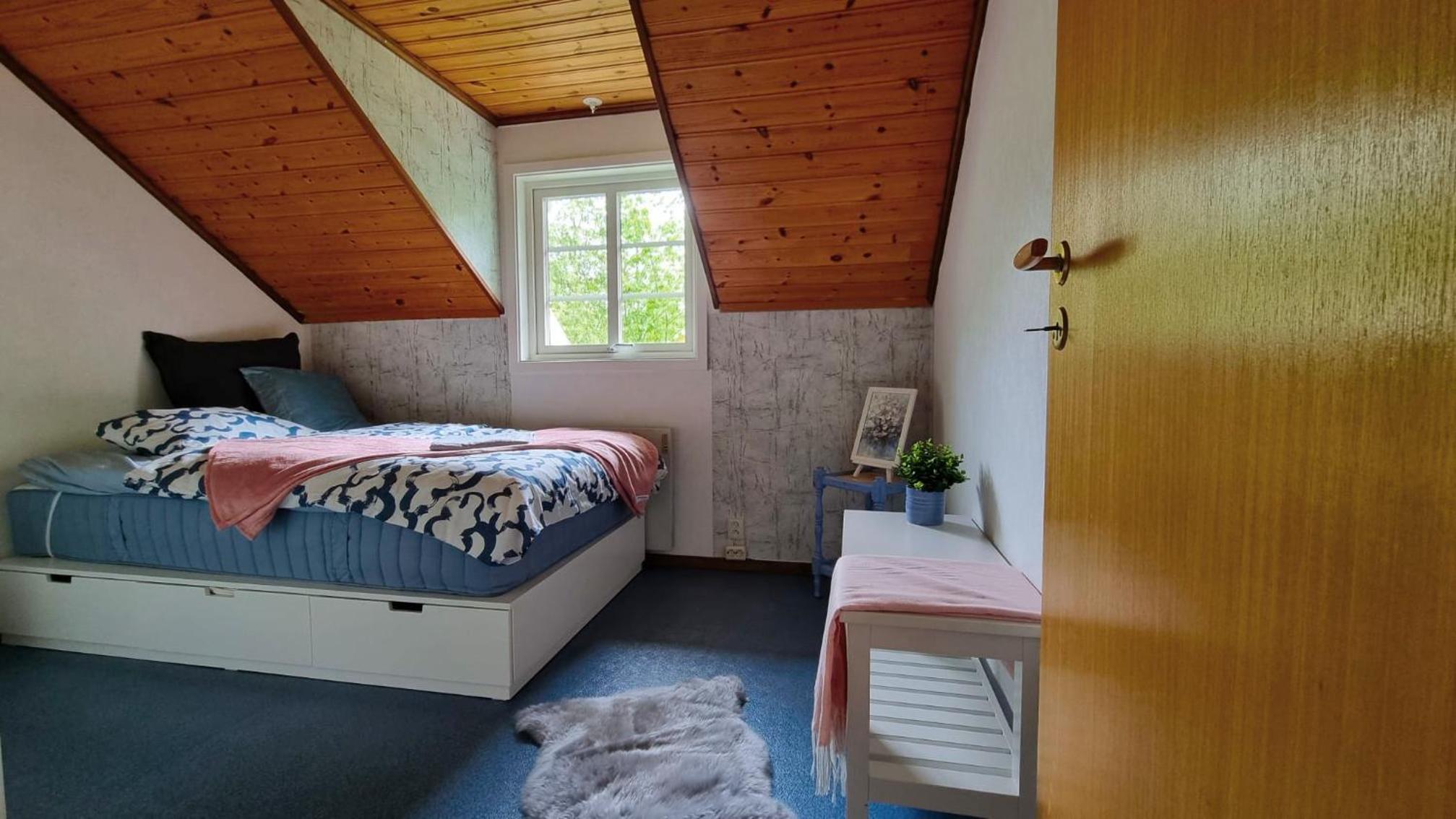 Holiday House 