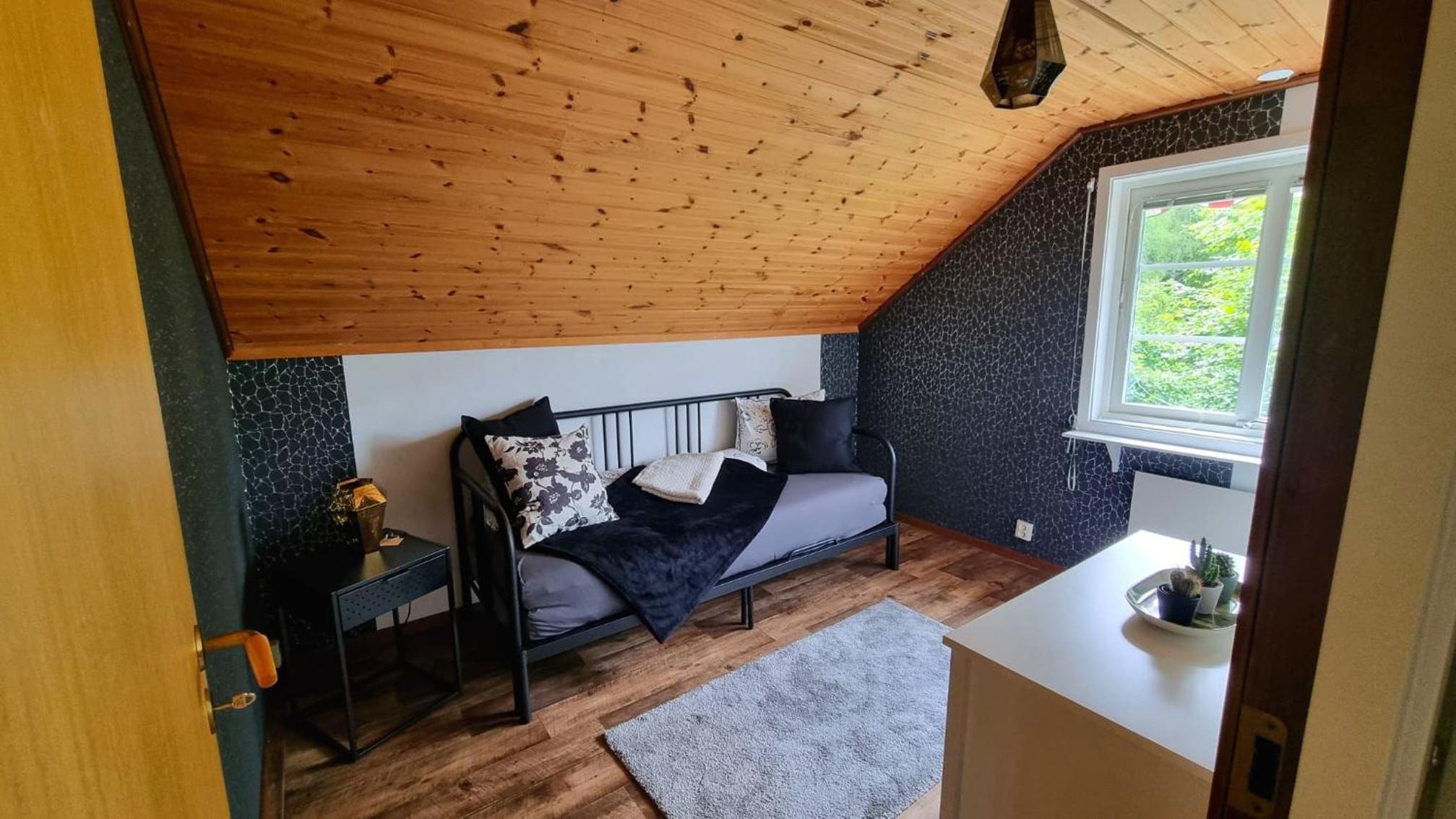 Holiday House 