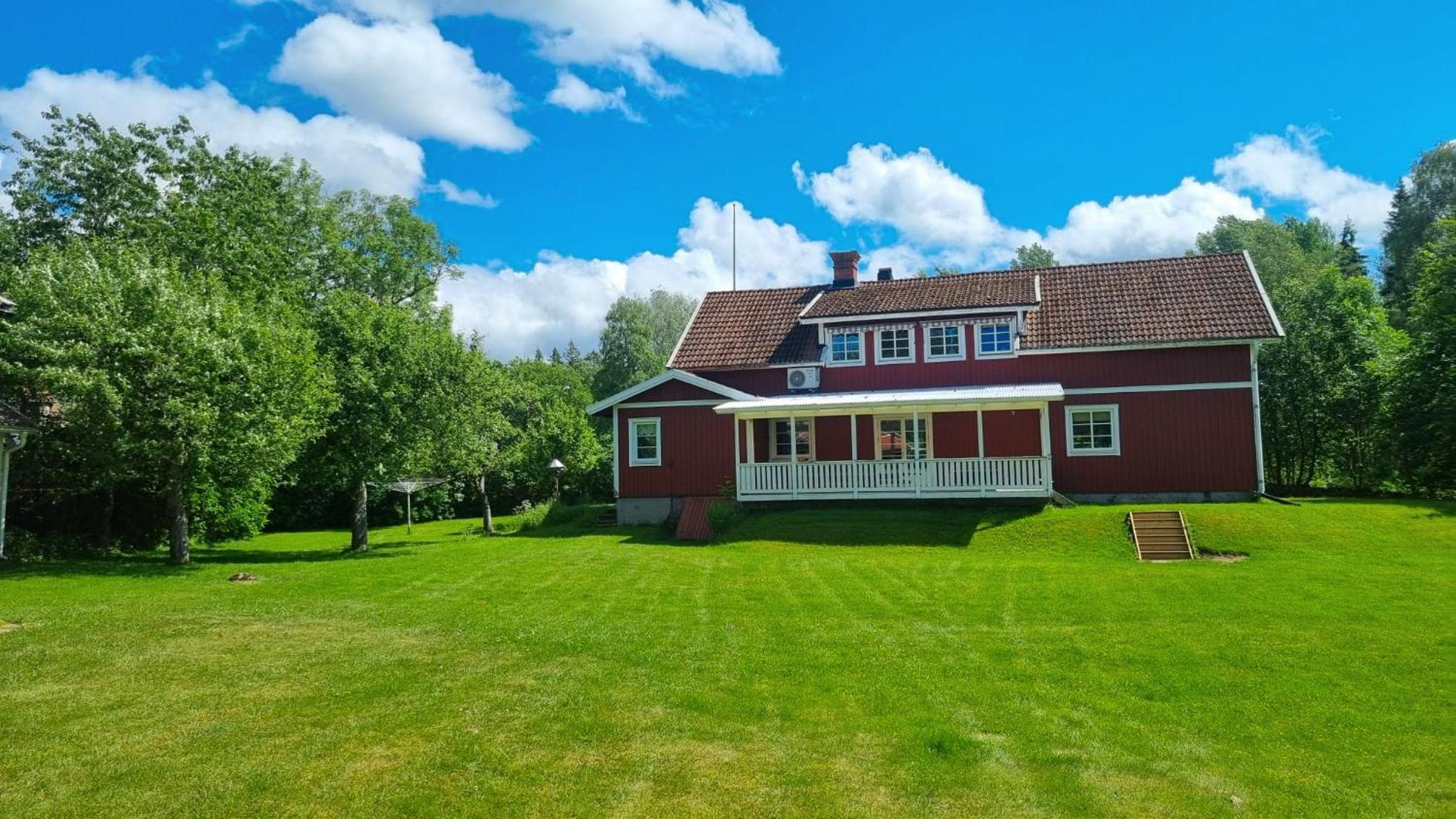 Holiday House 
