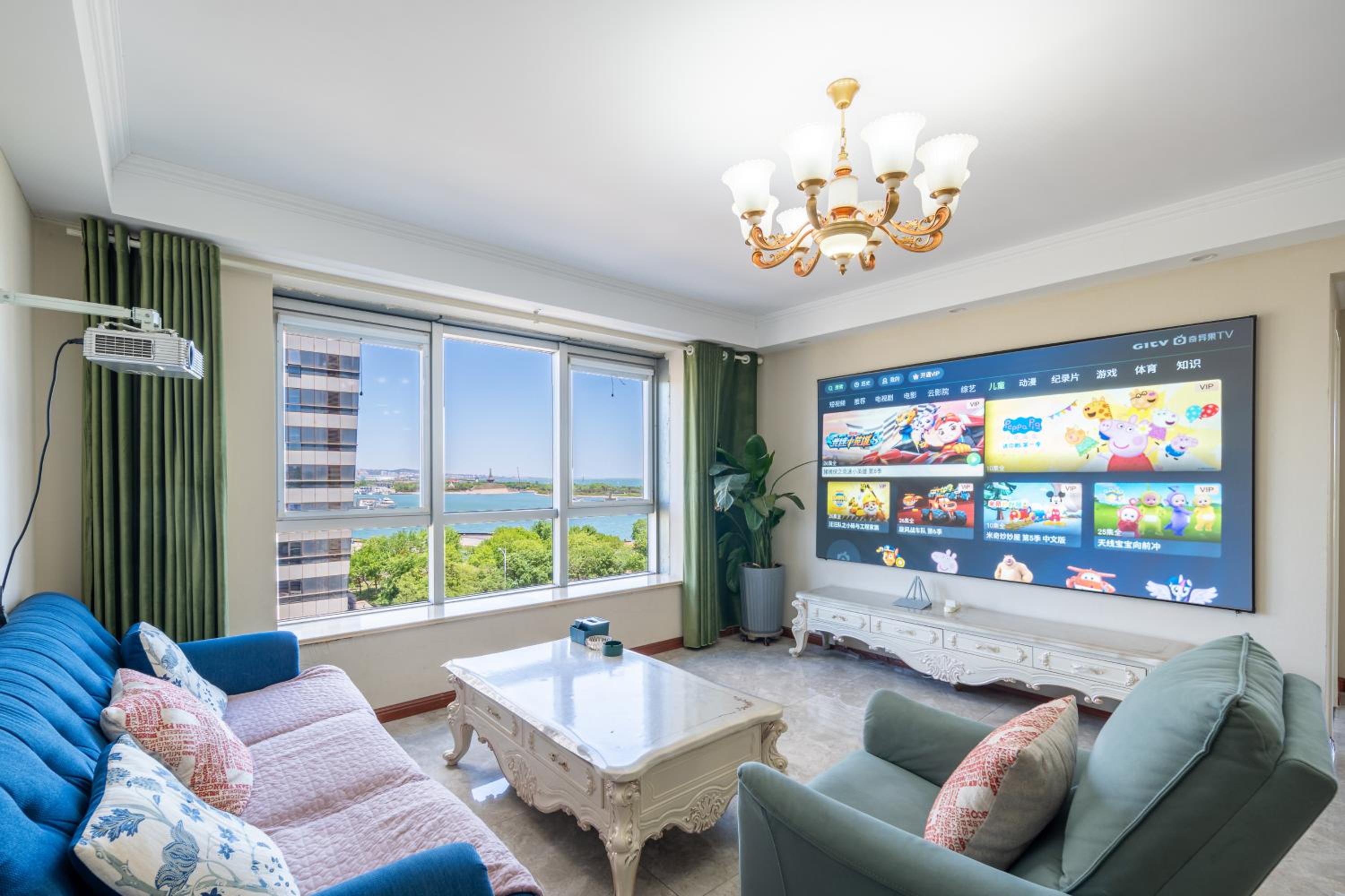 Cloud & Sea Boutique Apartment