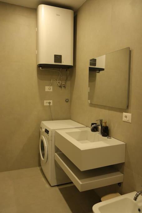 Dobro Studio Shkoder Center photo 3