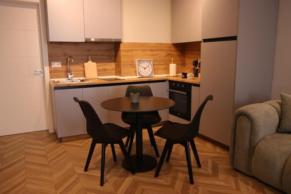Dobro Studio Shkoder Center