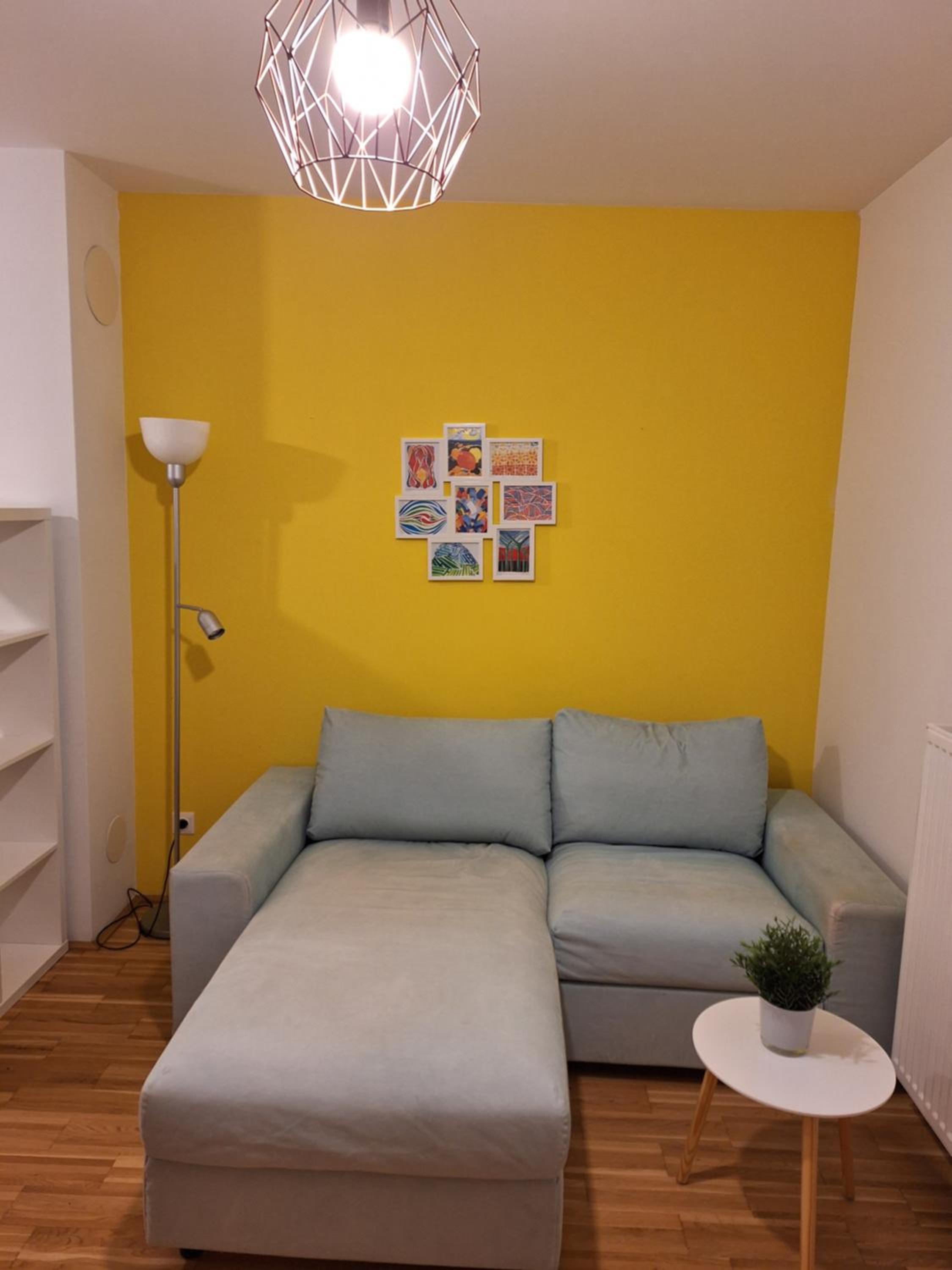 Modern yet cozy apartment with all amenities and quiet south-balcony