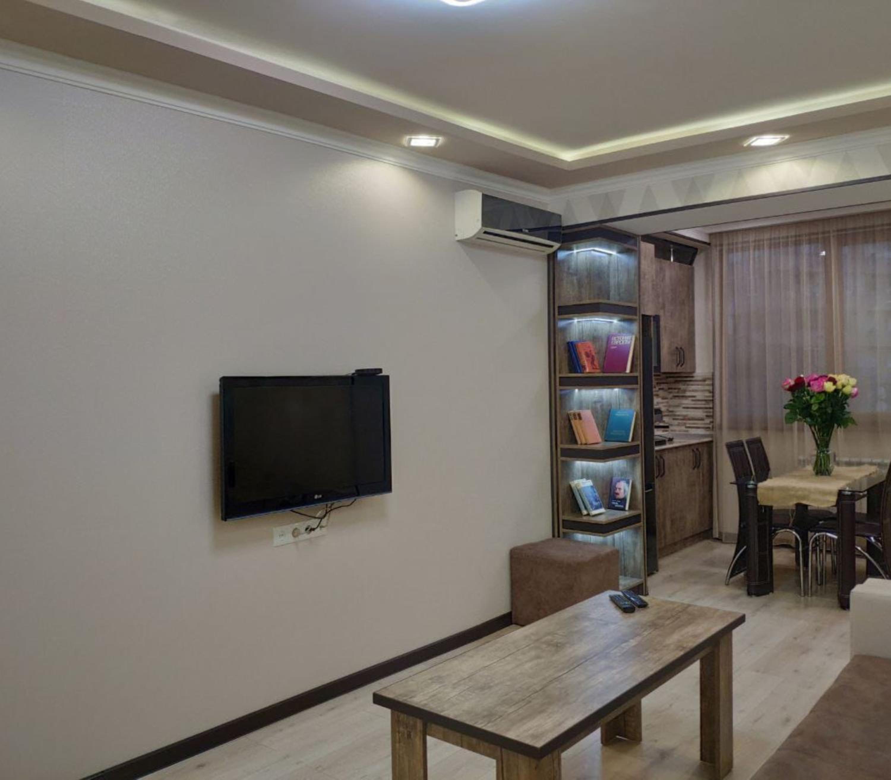Cozy Apartment Komitas avenue SH1