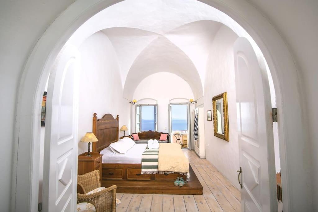 Pano Meria Venetian Style Studio I view 5