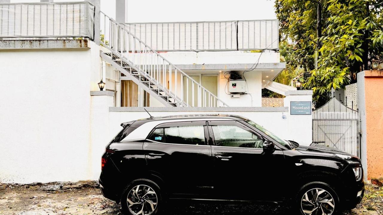 Moonland villa