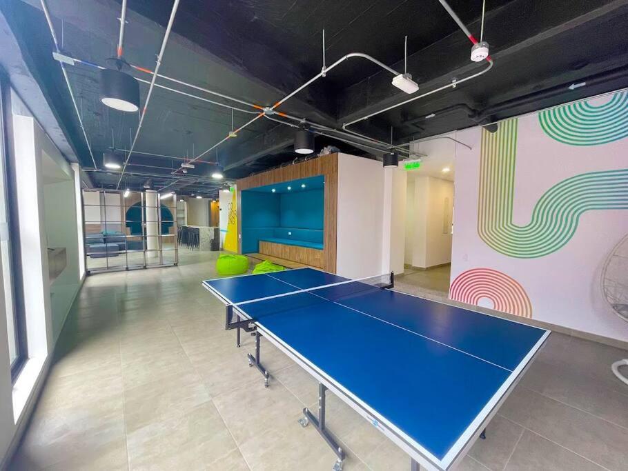 Moderno estudio con gimnasio, terraza y coworking en Bogotá