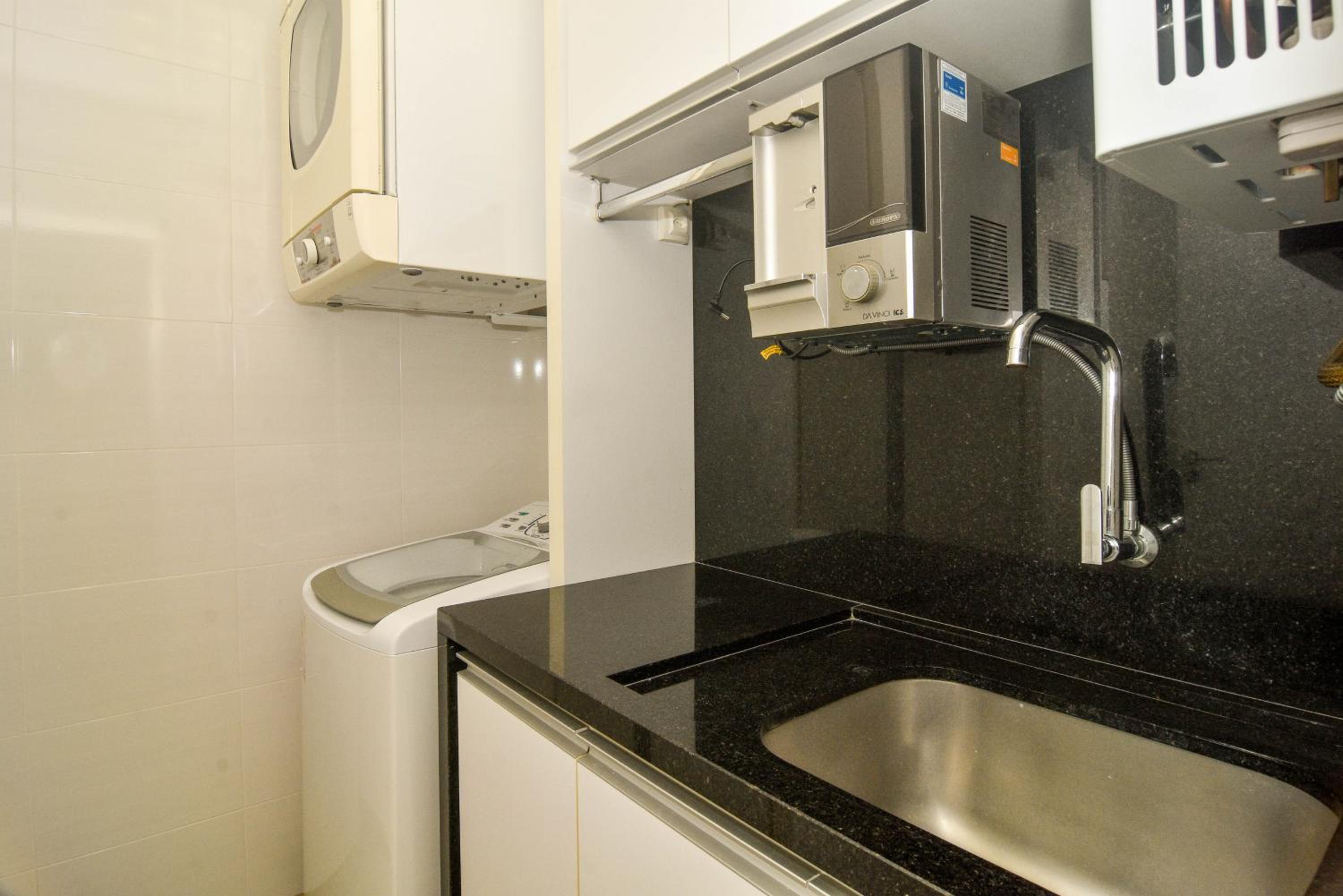 Ap Moderno 550m da Roda Gigante em Pioneiros P2376