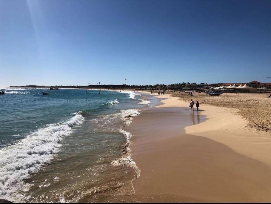 Oceanfront Apt 25 Porto Antigo II