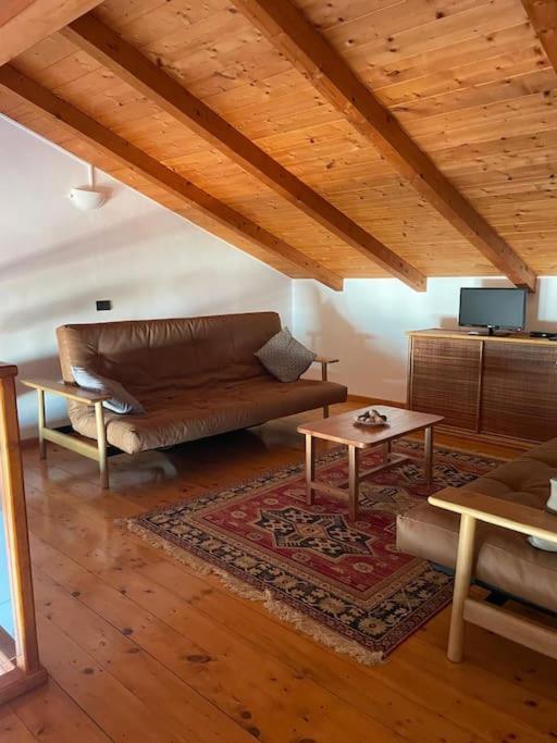 Oceanfront Apt 25 Porto Antigo II