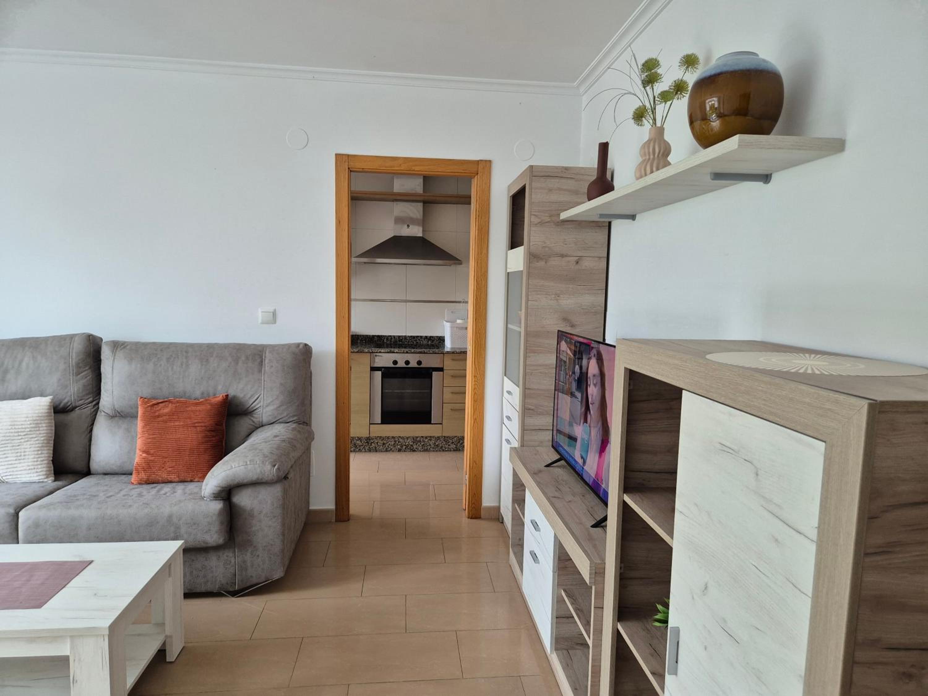 Apartamento céntrico, tranquilo, buenas vistas