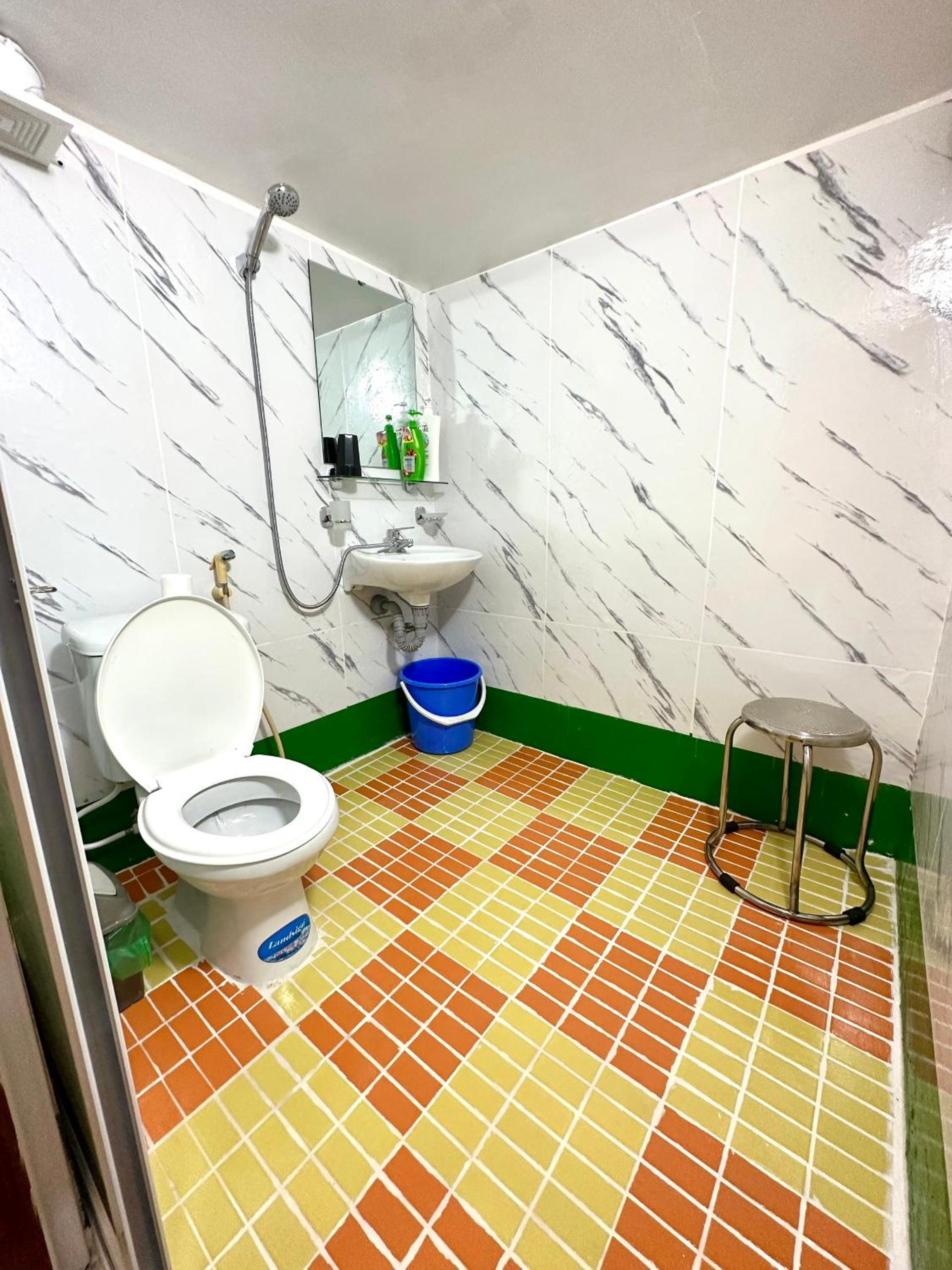 Kolor Red Home,Bungalow Old Quarter,4 paxs,3 mins to Hoan Kiem Lake