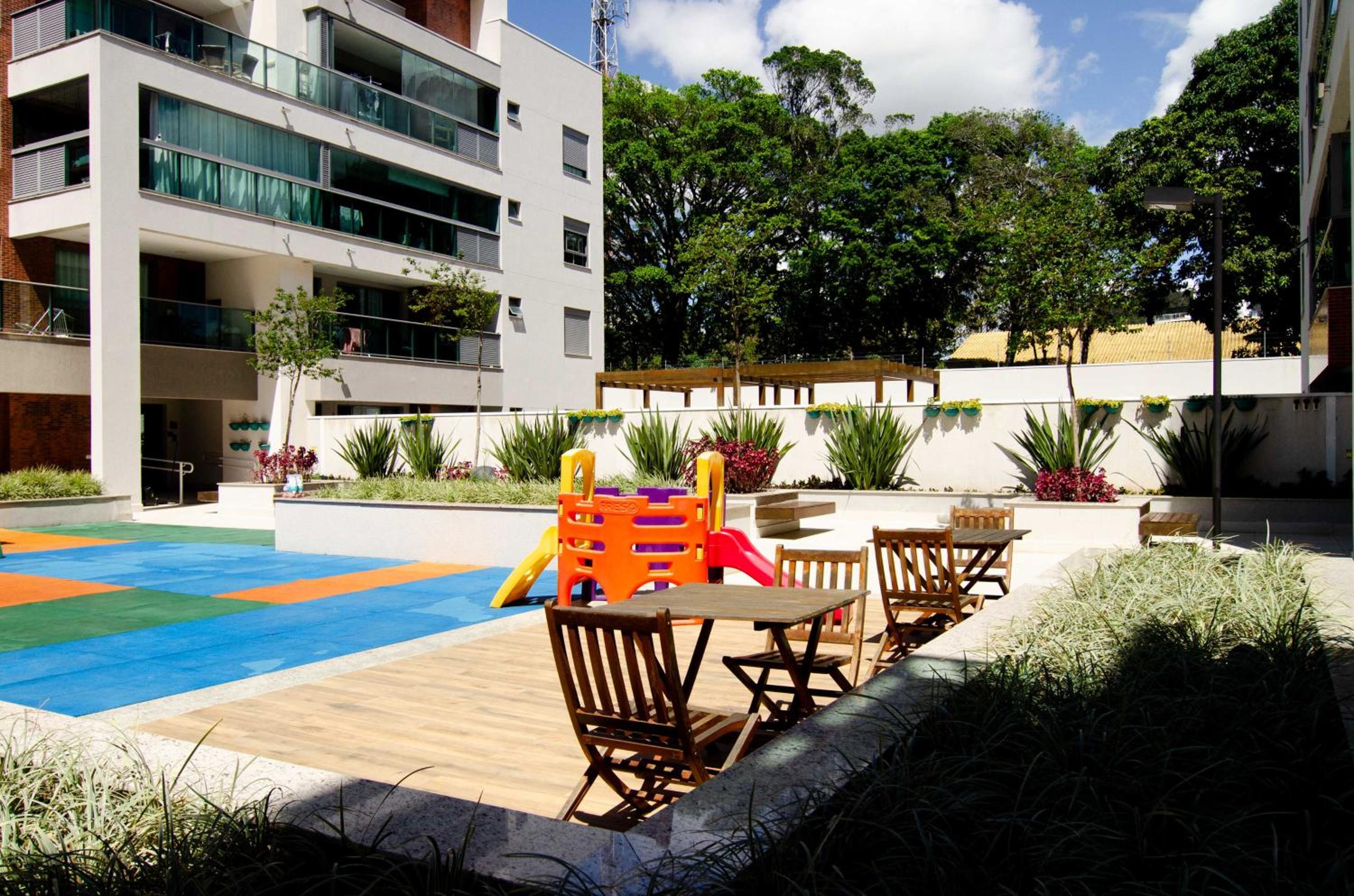 Condomínio Club ao lado do Floripa Shopping RA5043