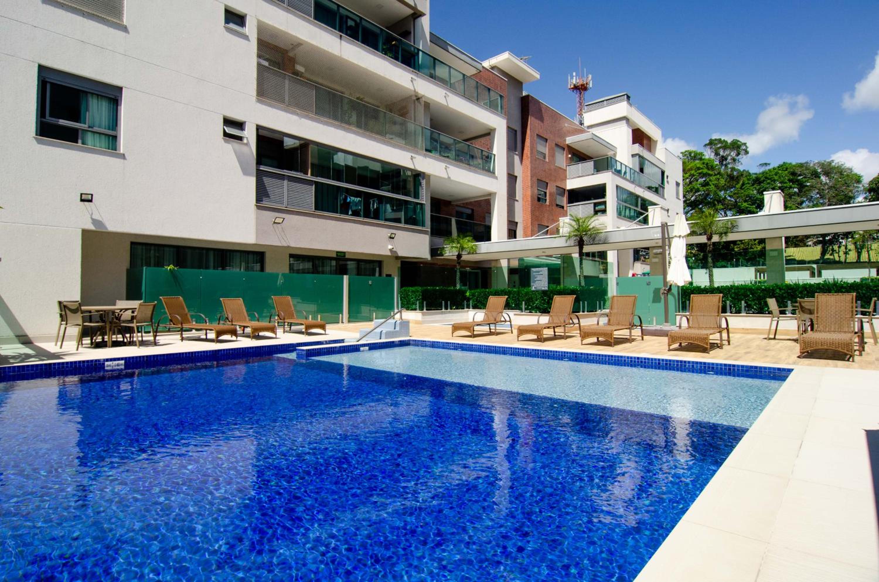 Condomínio Club ao lado do Floripa Shopping RA5043