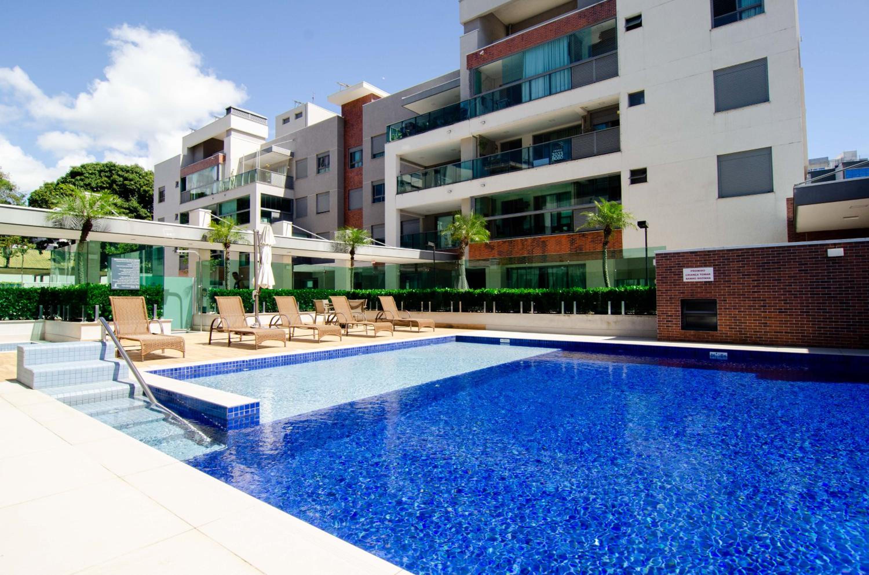Condomínio Club ao lado do Floripa Shopping RA5043