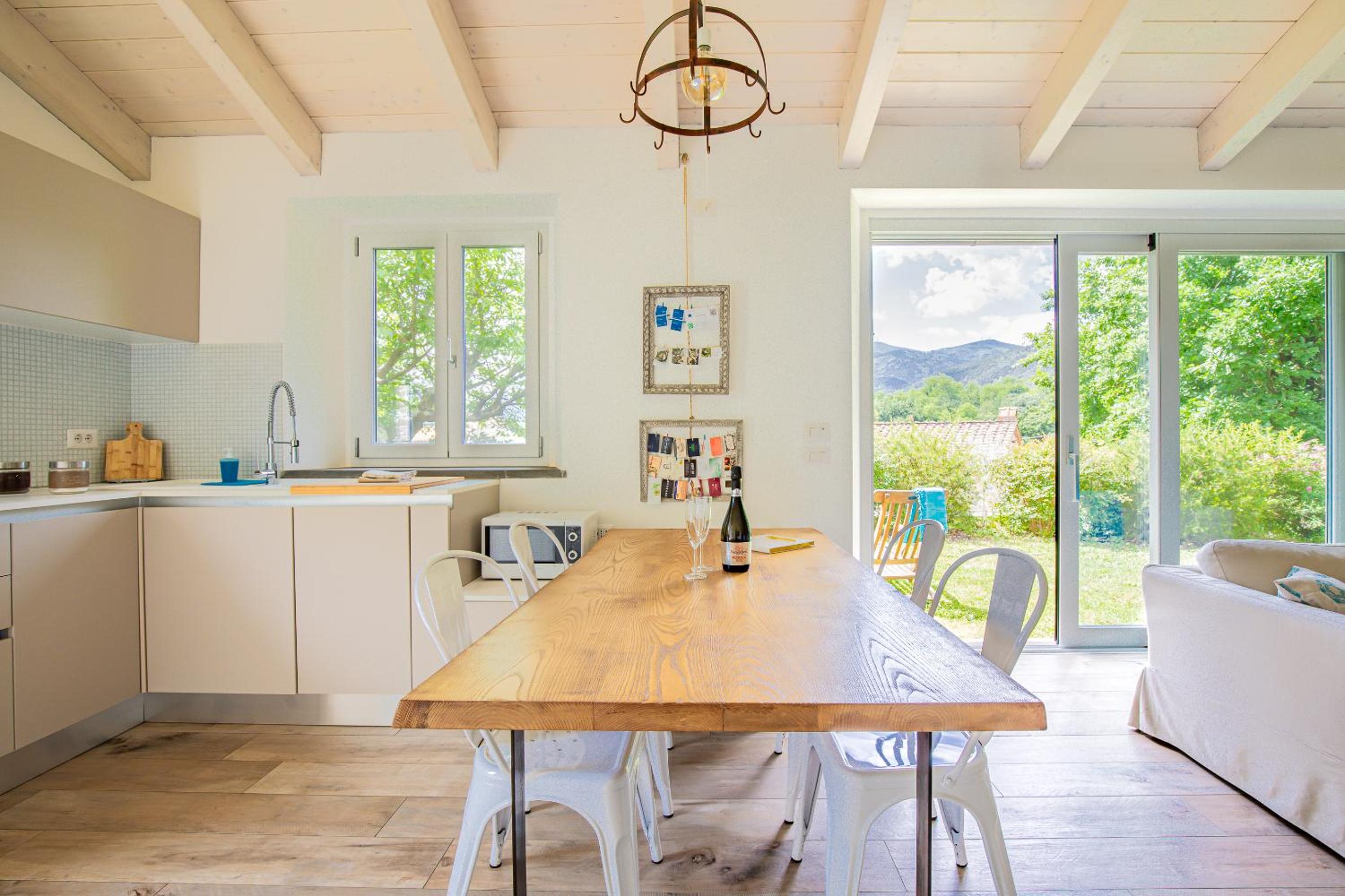 La Casa Toscane en Capannori — kitchen