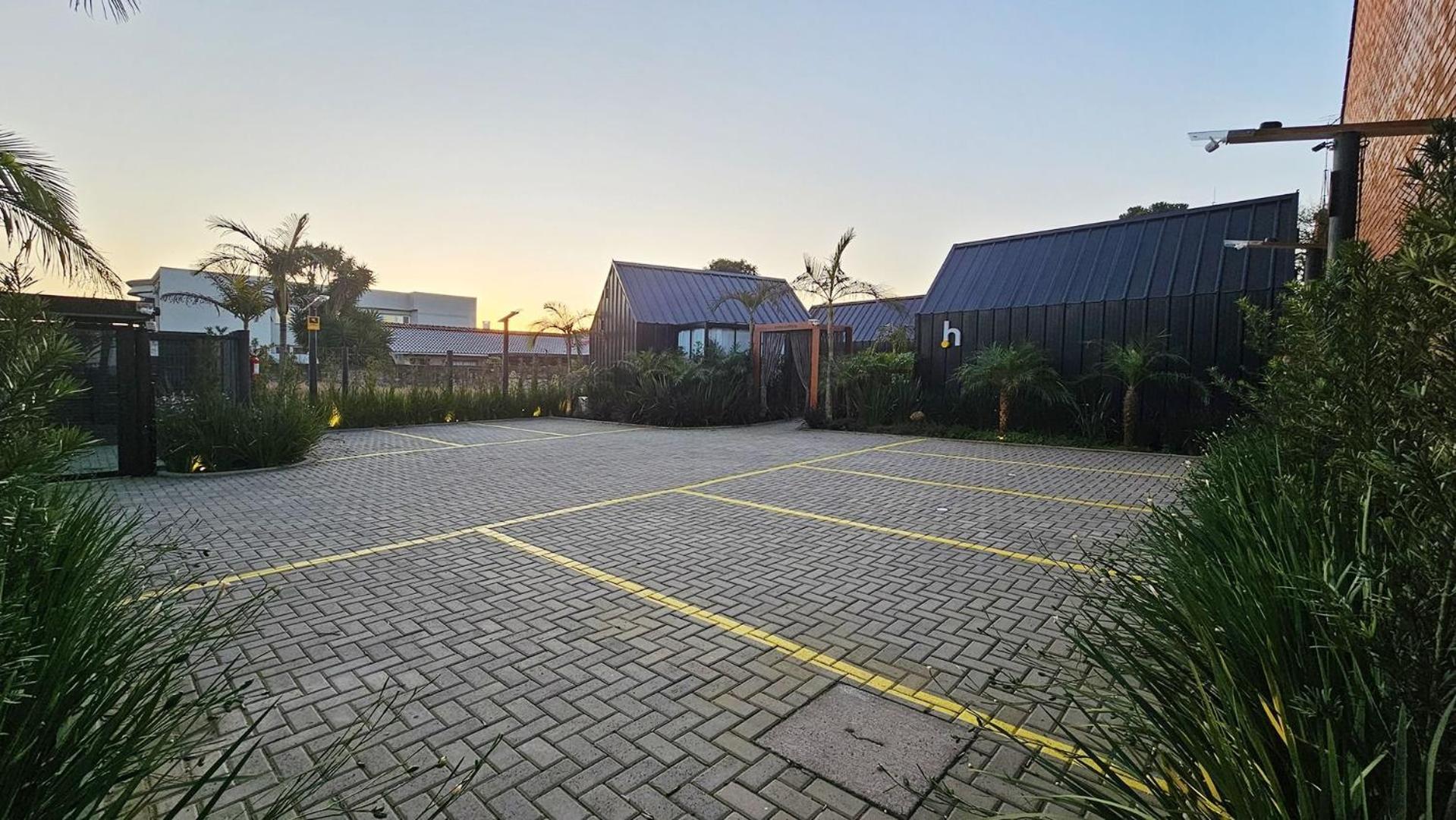 Urban Cabin Village Planalto