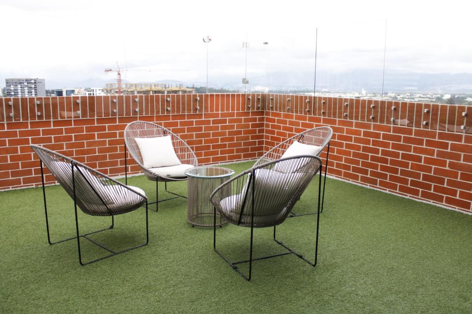 La Torre, Aeropuerto Guatemala Inara apartamento view 5