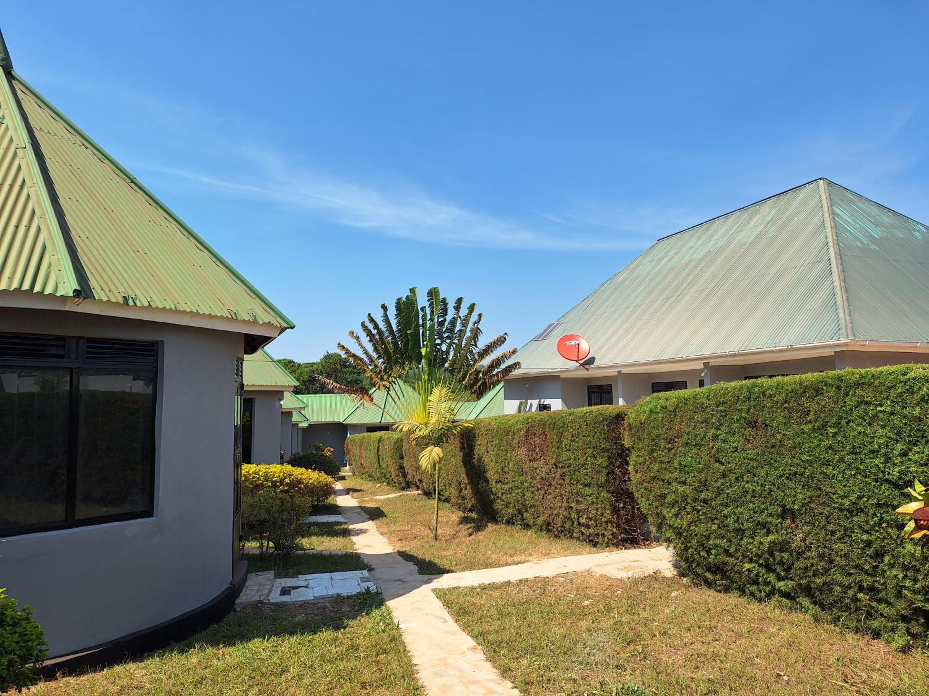Mango Cottage Lodge view 2