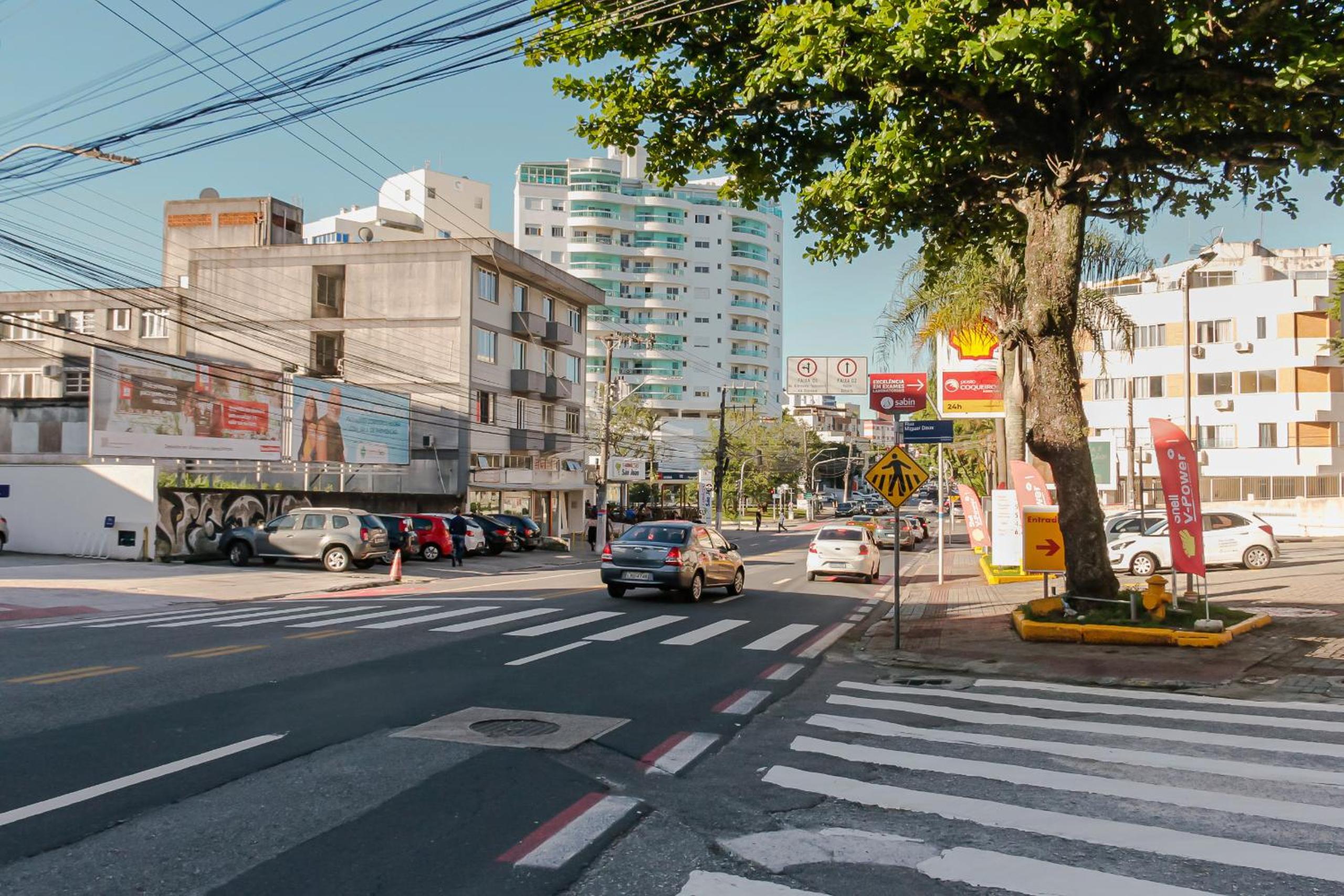 Belíssimo Studio com Vista Mar em Coqueiros WZ3631