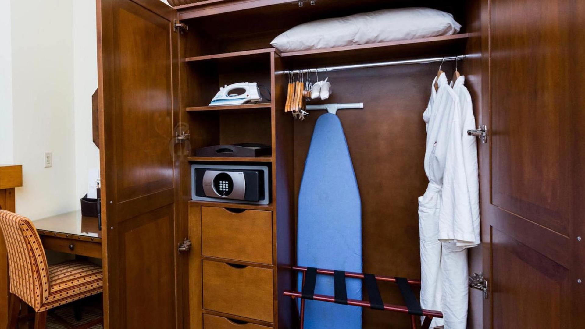345 Studio Spruce Peak Lodge at Stowe Mt Resort Sleeps 4 view 5