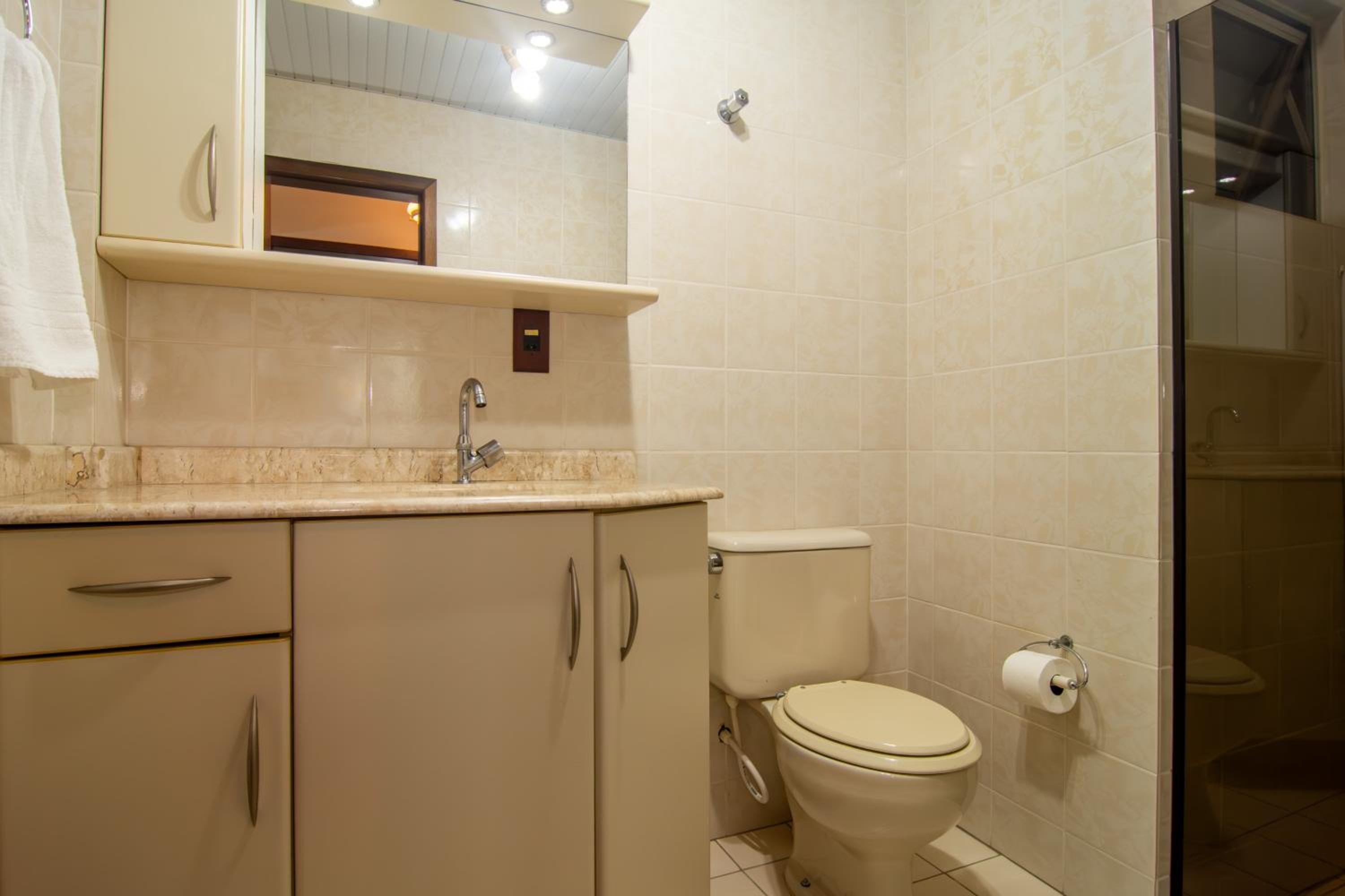 Conforto 350m da Av. Atlântica em Pioneiros YD2261