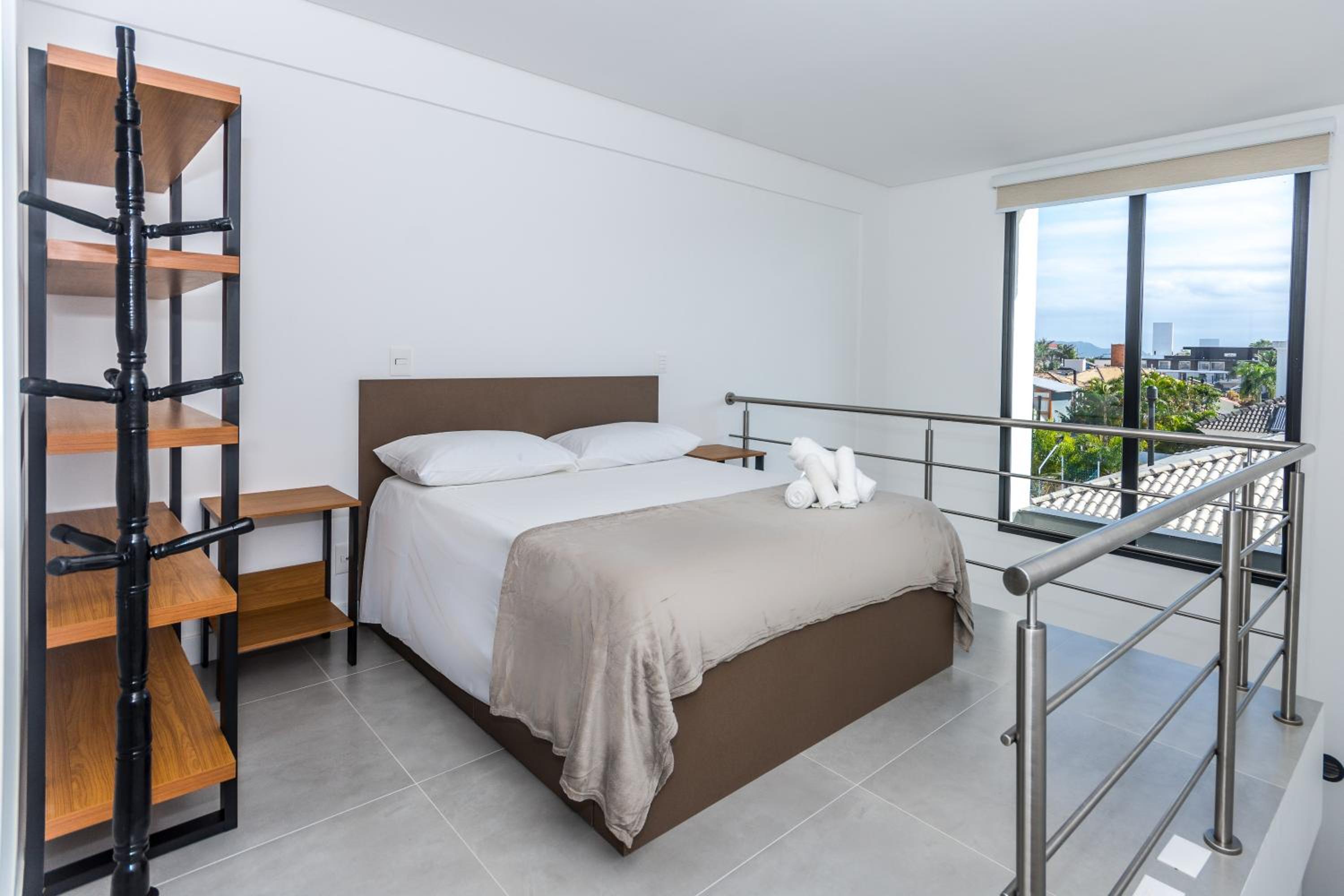 Loft no Novo Campeche, Terraço com Piscina ZR2092