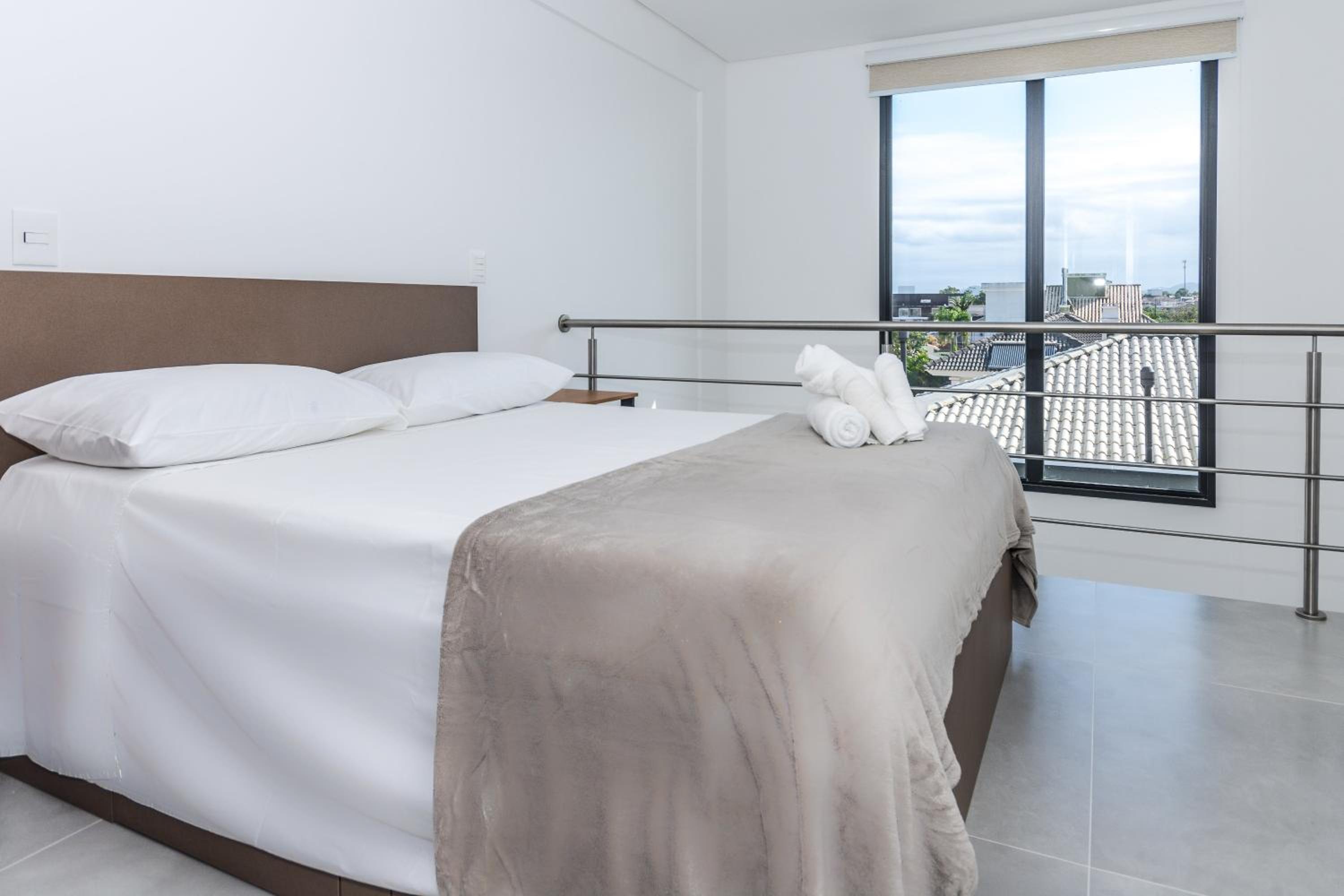 Loft no Novo Campeche, Terraço com Piscina ZR2092