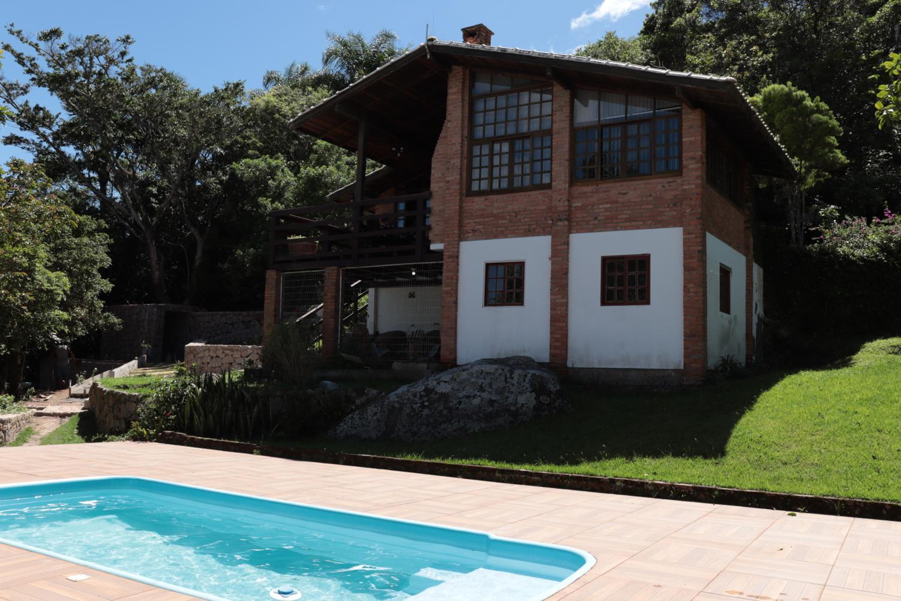 Casa c/ Piscina&Acesso a Lagoa da Conceição NG0811