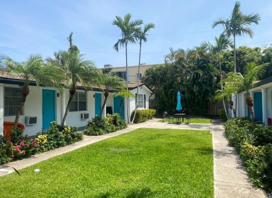 Villa #2 House in Pompano minutes from the beach view 4