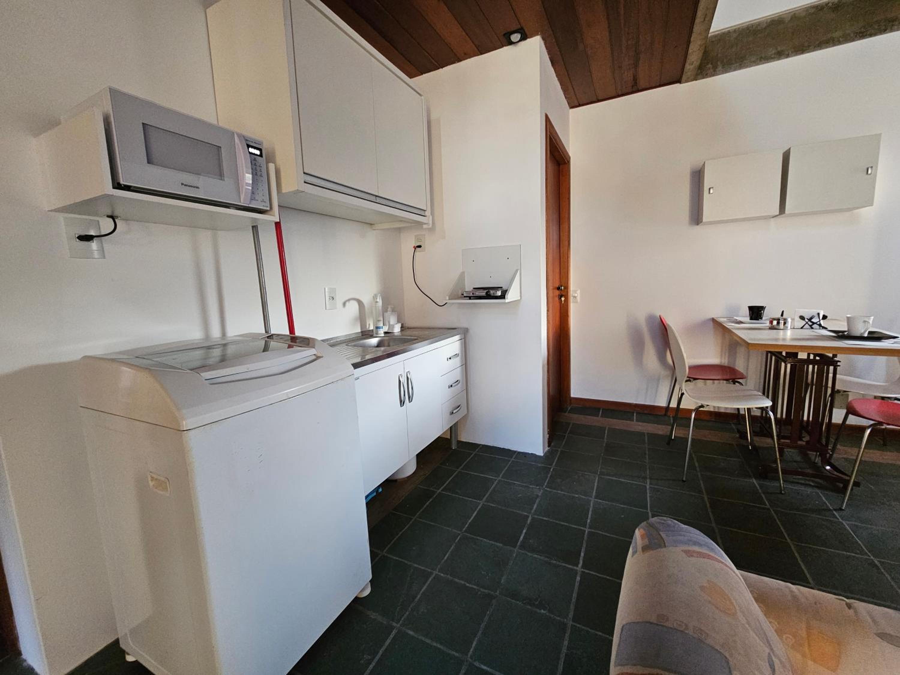 Casa 3 quartos no Itacorubi, Wi-fi 600 mega MV0967
