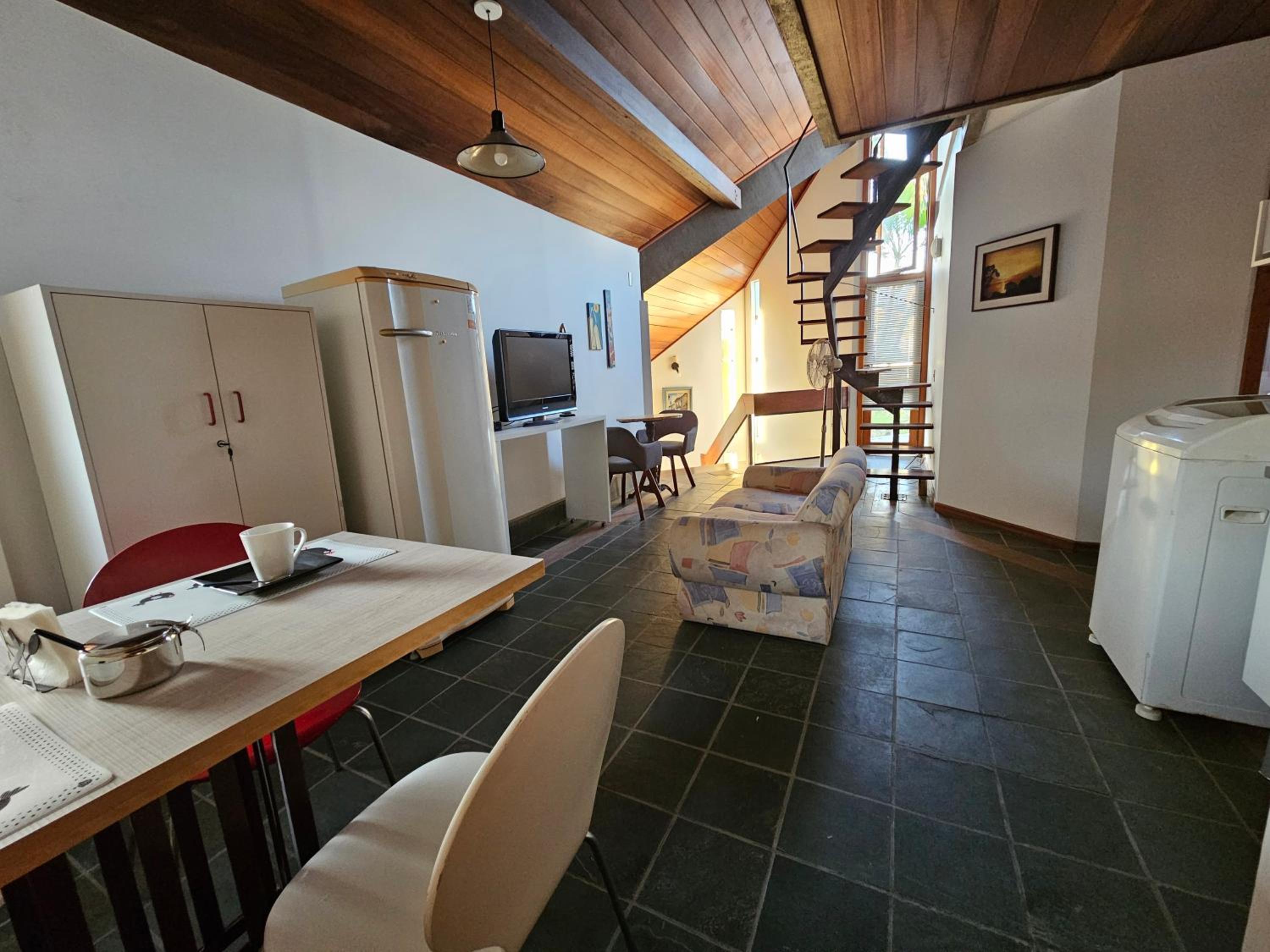 Casa 3 quartos no Itacorubi, Wi-fi 600 mega MV0967