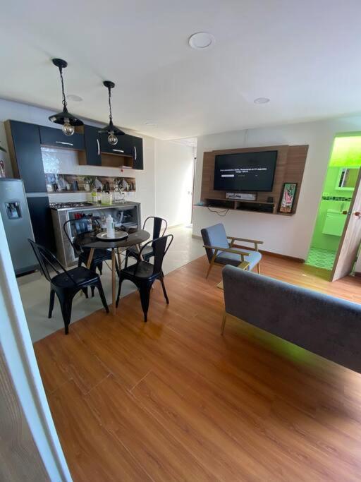 Apartamento en quinto piso todo
