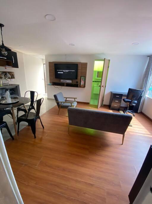 Apartamento en quinto piso todo