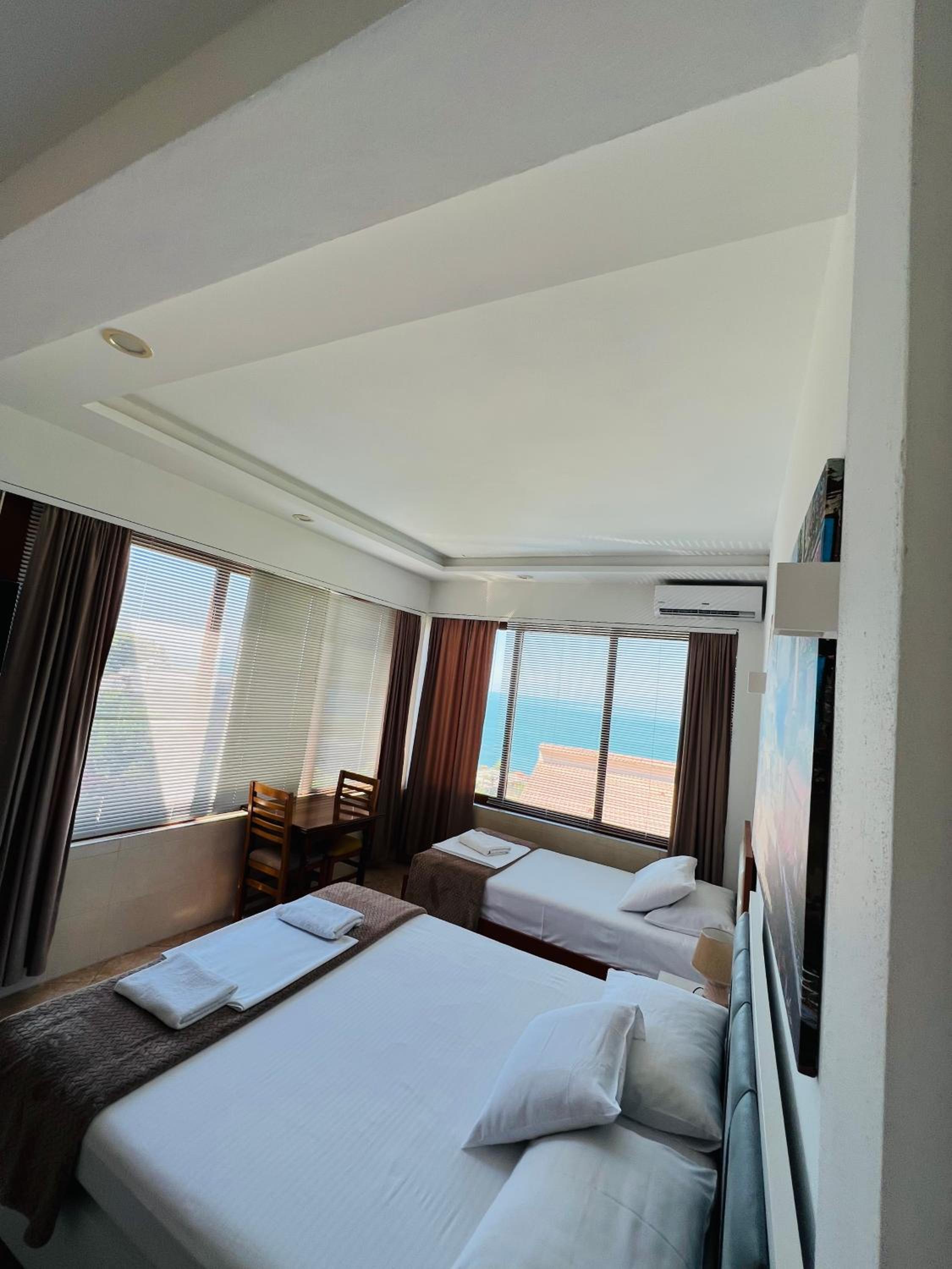Iart Residence
