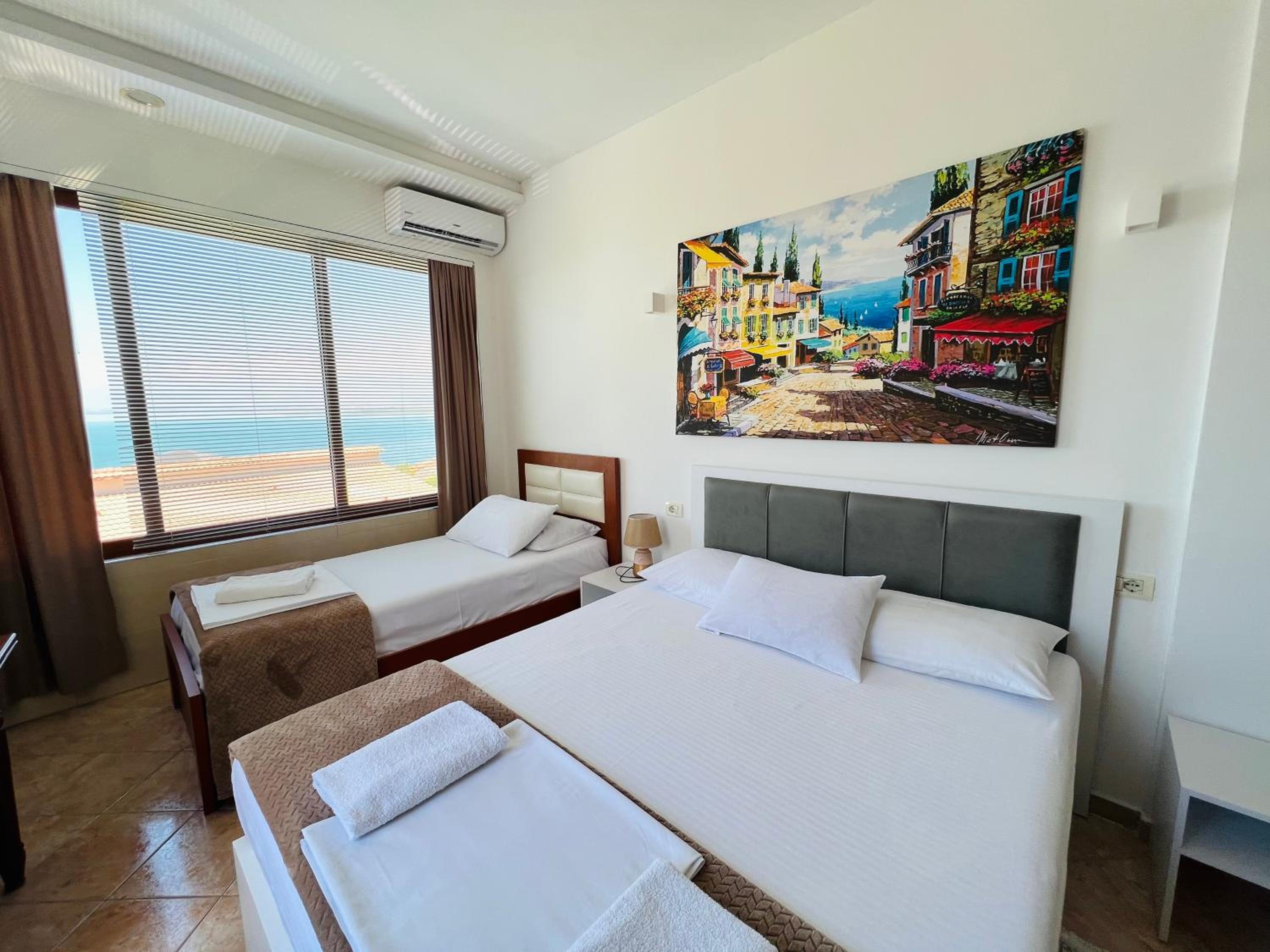Iart Residence