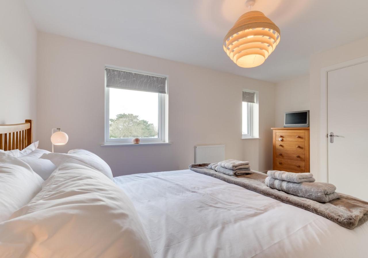 2 Bed in St. Eval oc-boaths
