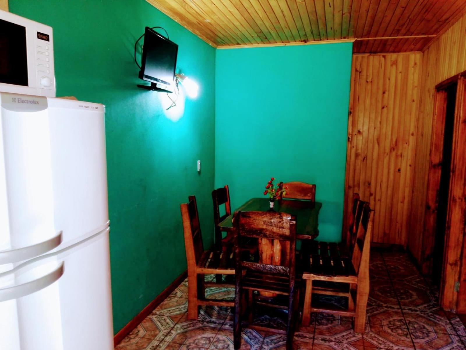 Ma-Ri Cabañas y Camping