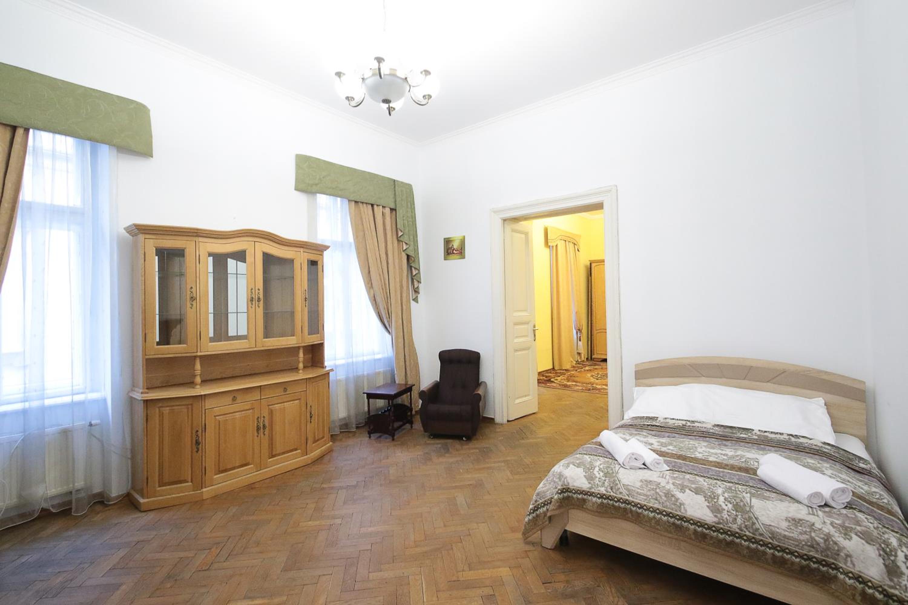 Deluxe Apartments S 6-8