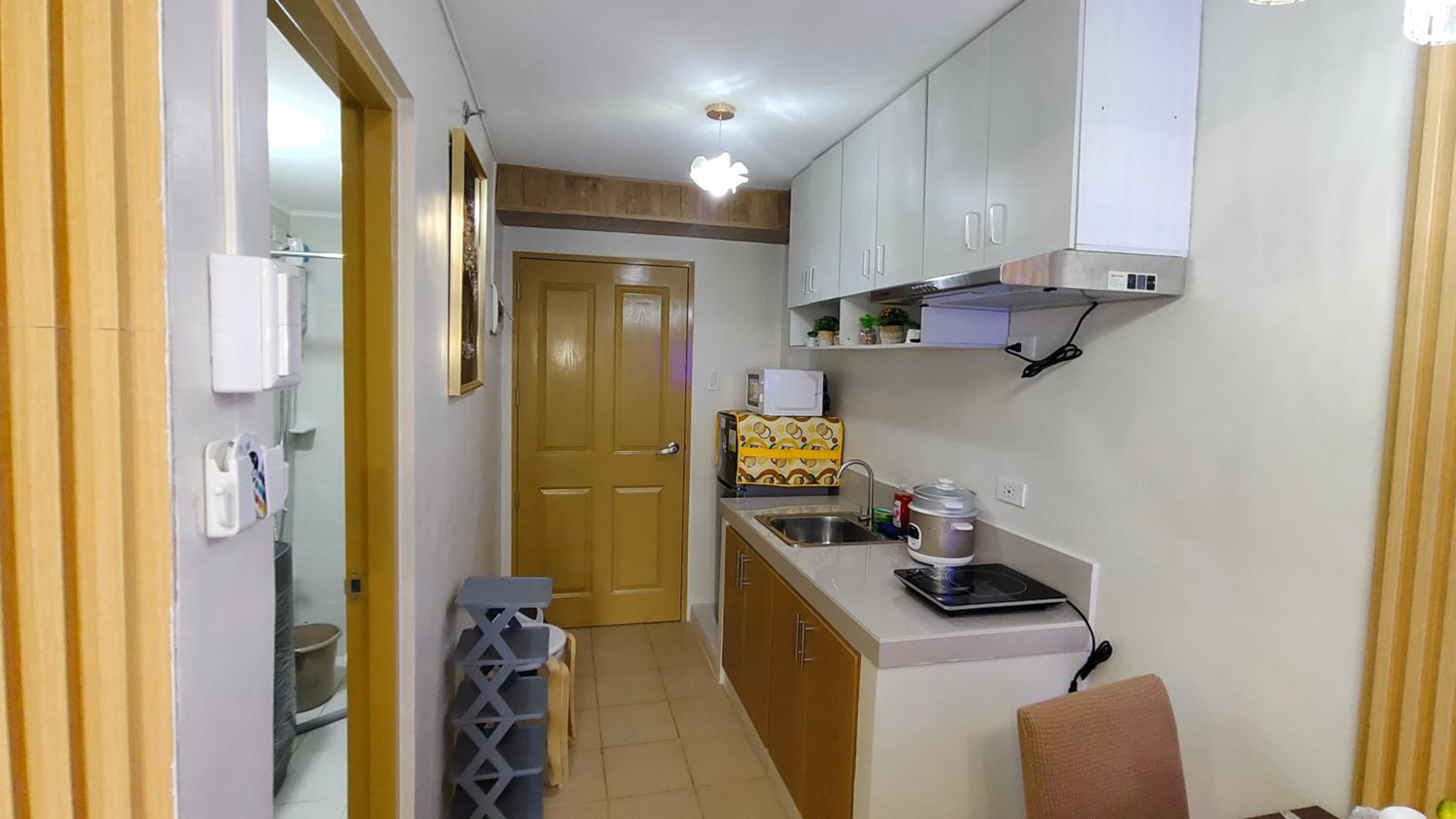 Joyful studio unit view 2
