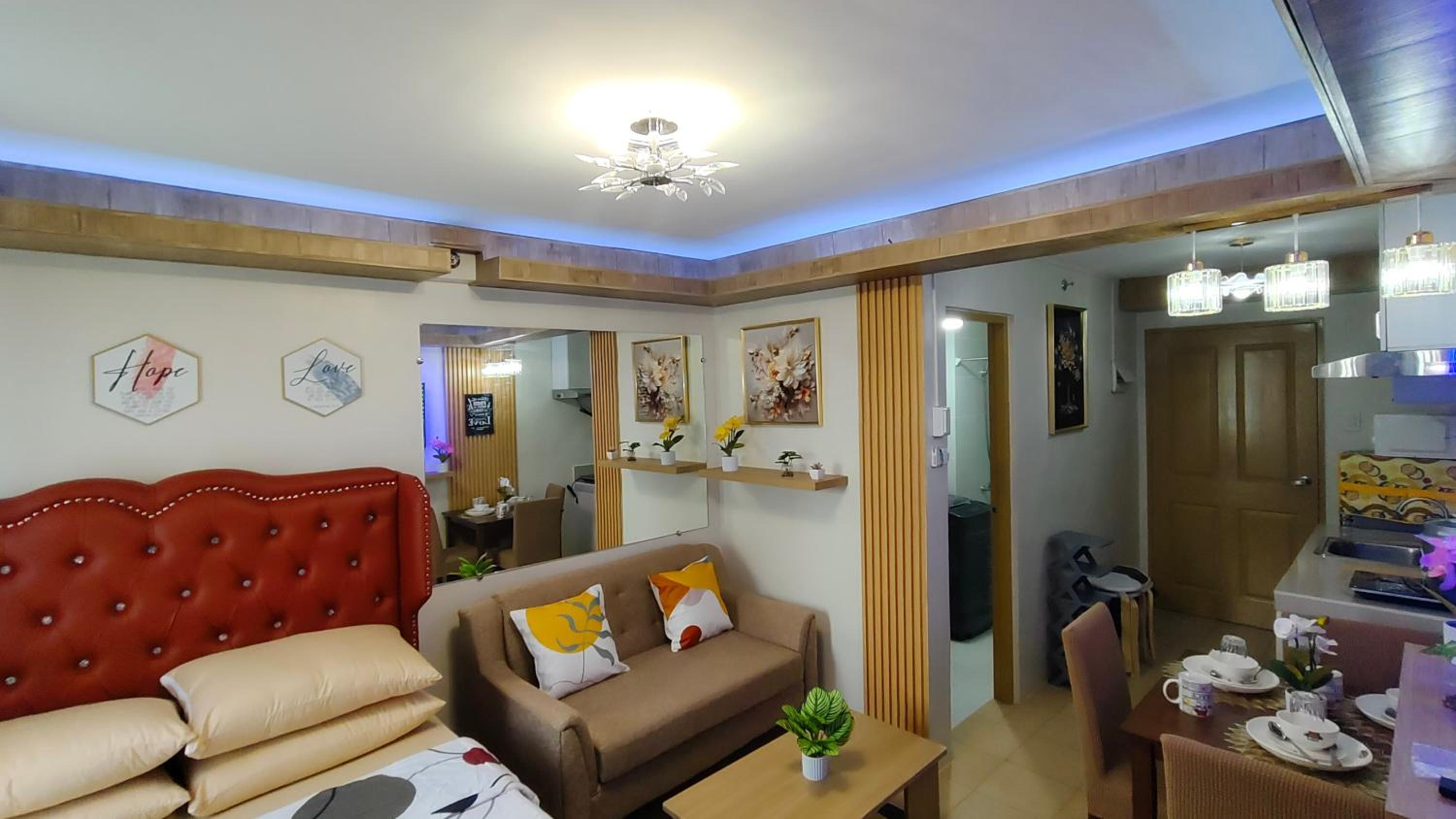 Joyful studio unit view 4