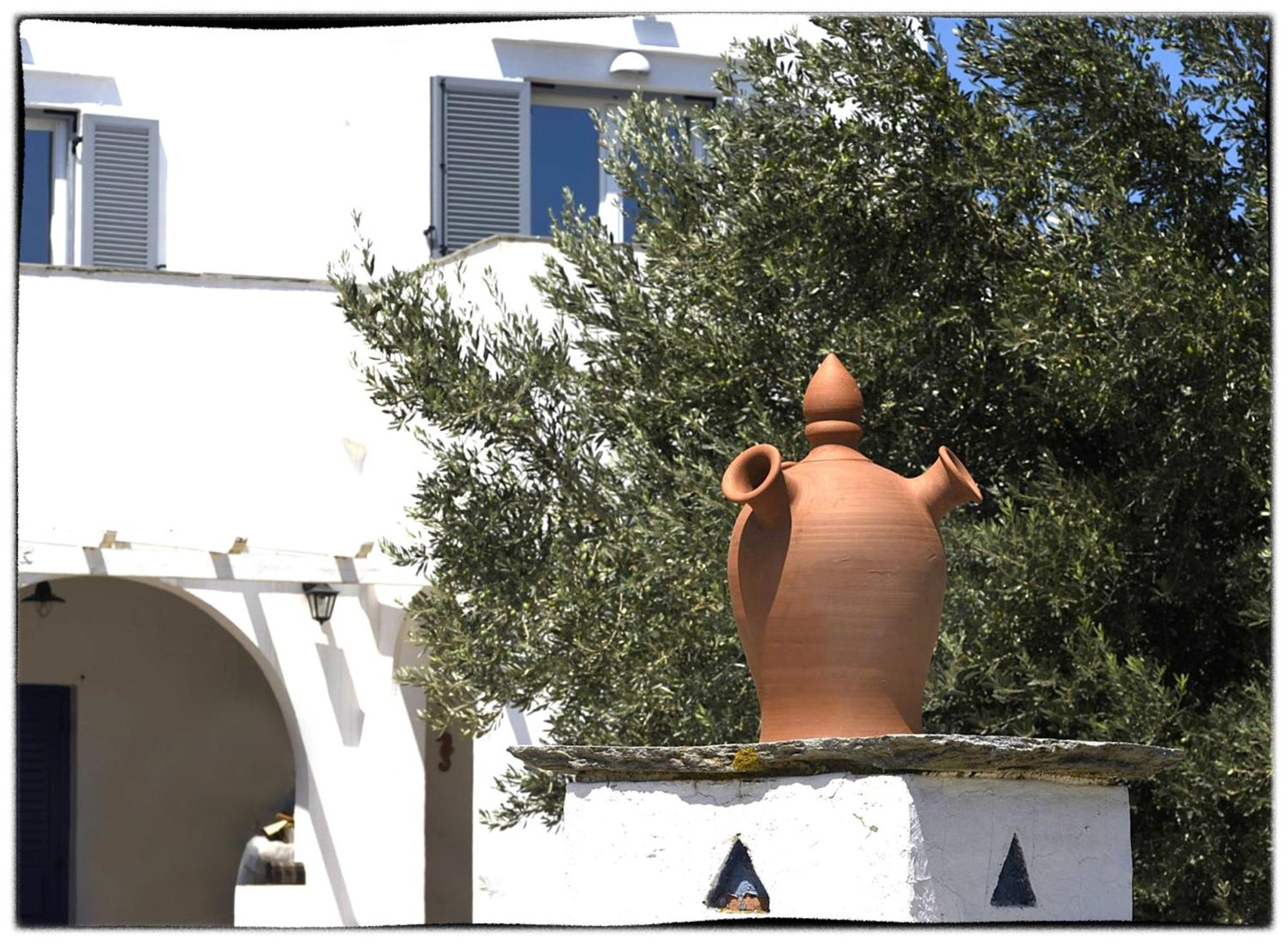Theasis Sifnos Apartments