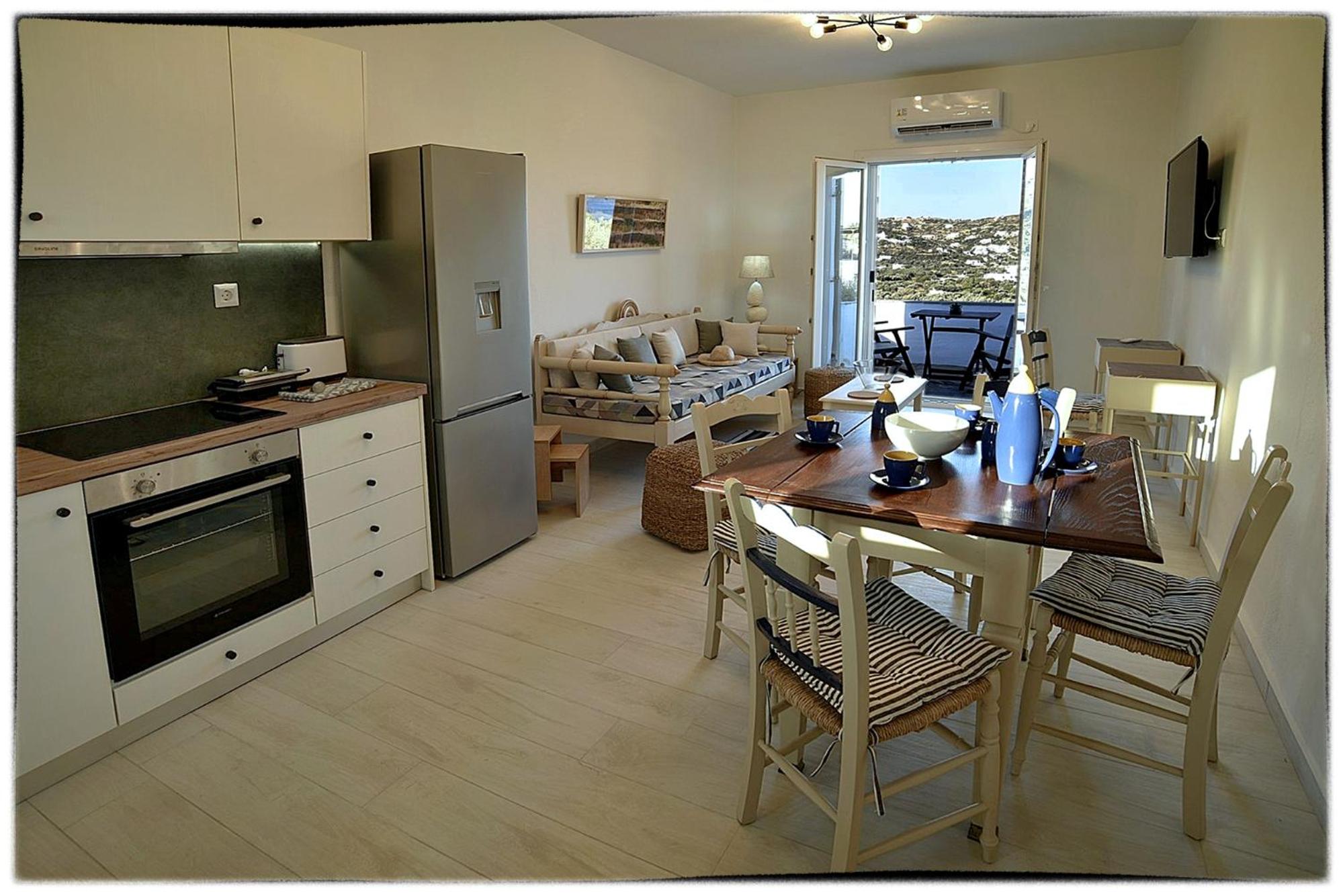 Theasis Sifnos Apartments