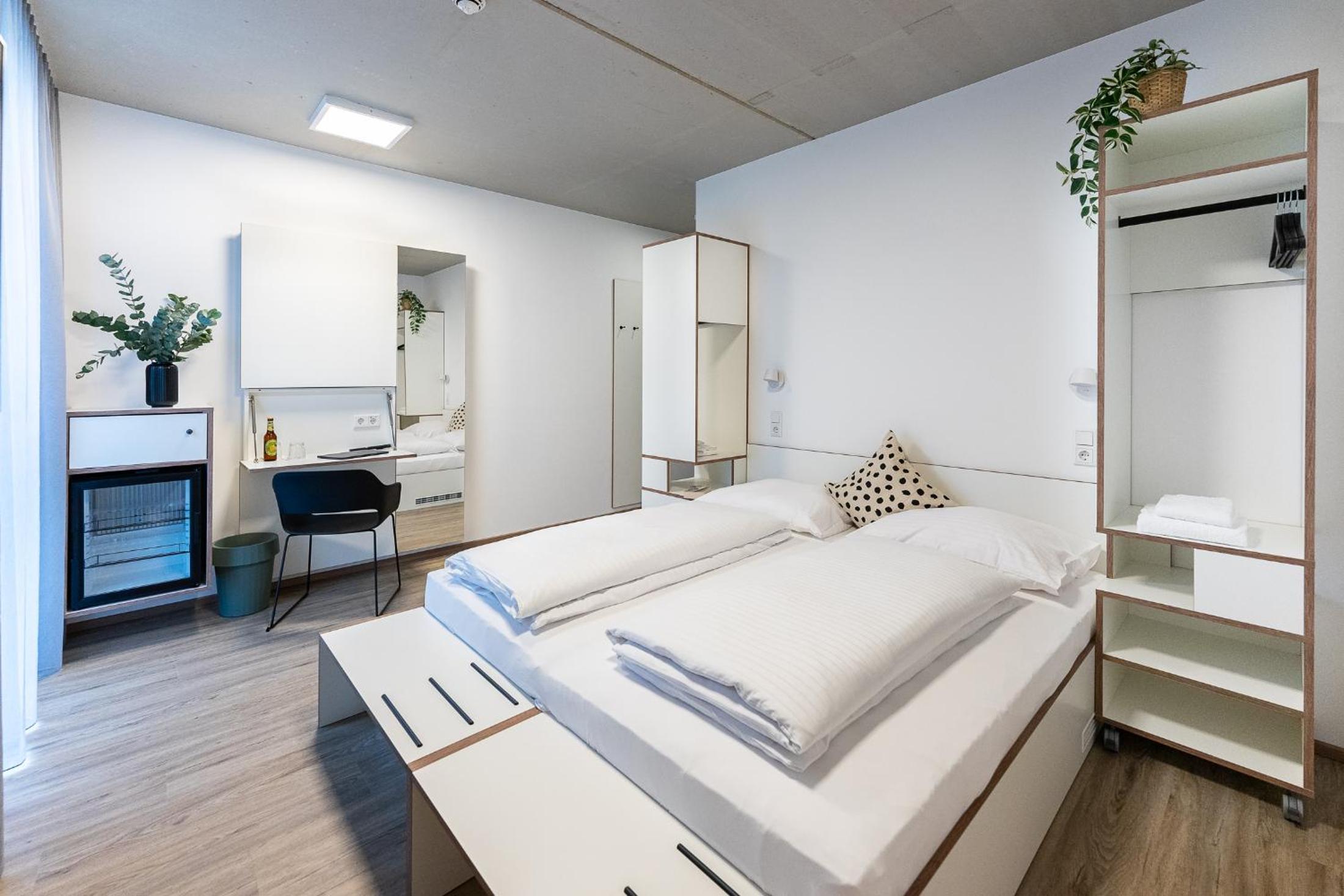 Motel Schlafraum Weng-Dein smartes Hotel-contactless check-In
