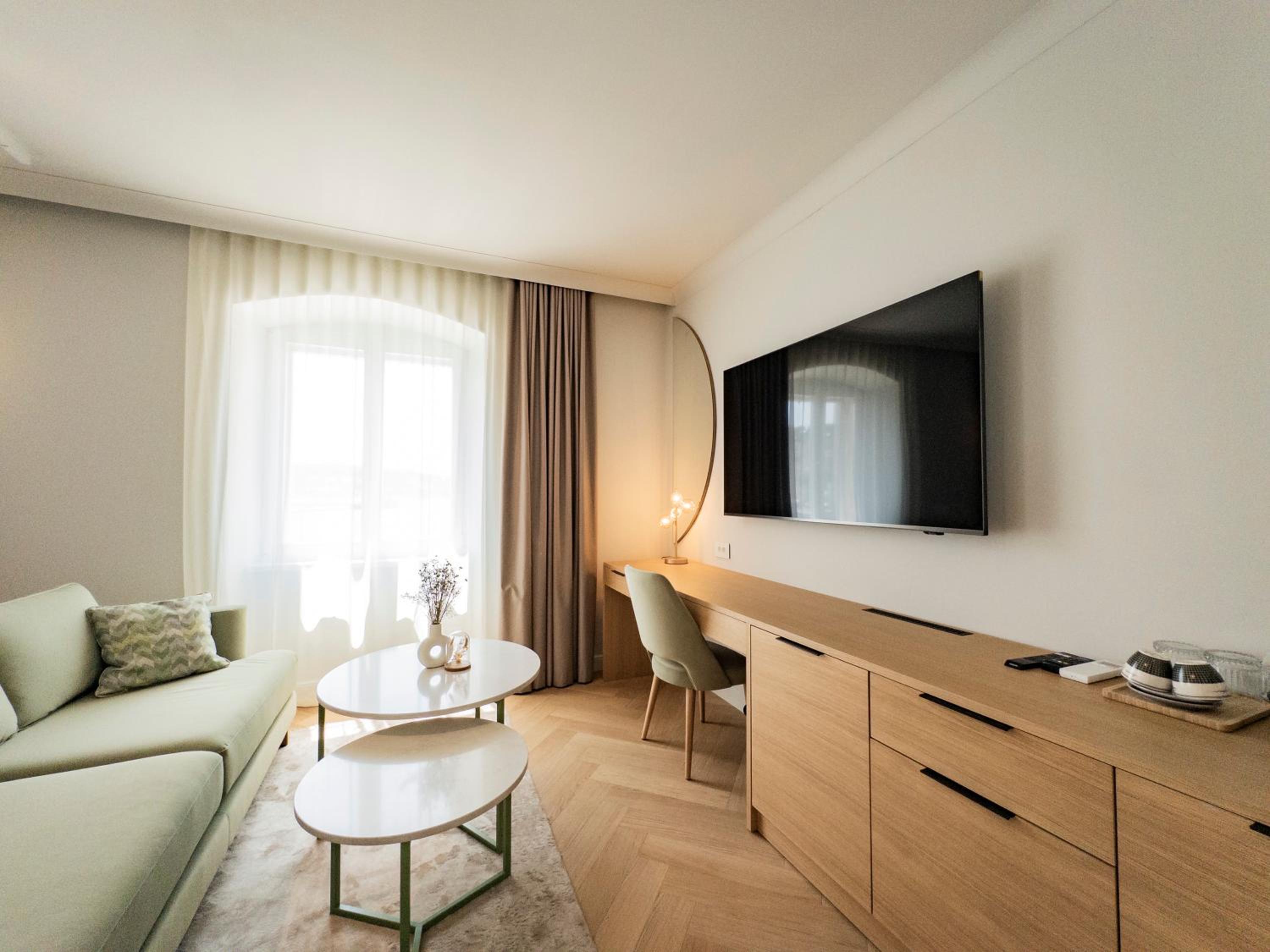 Topaz Rooms photo 3