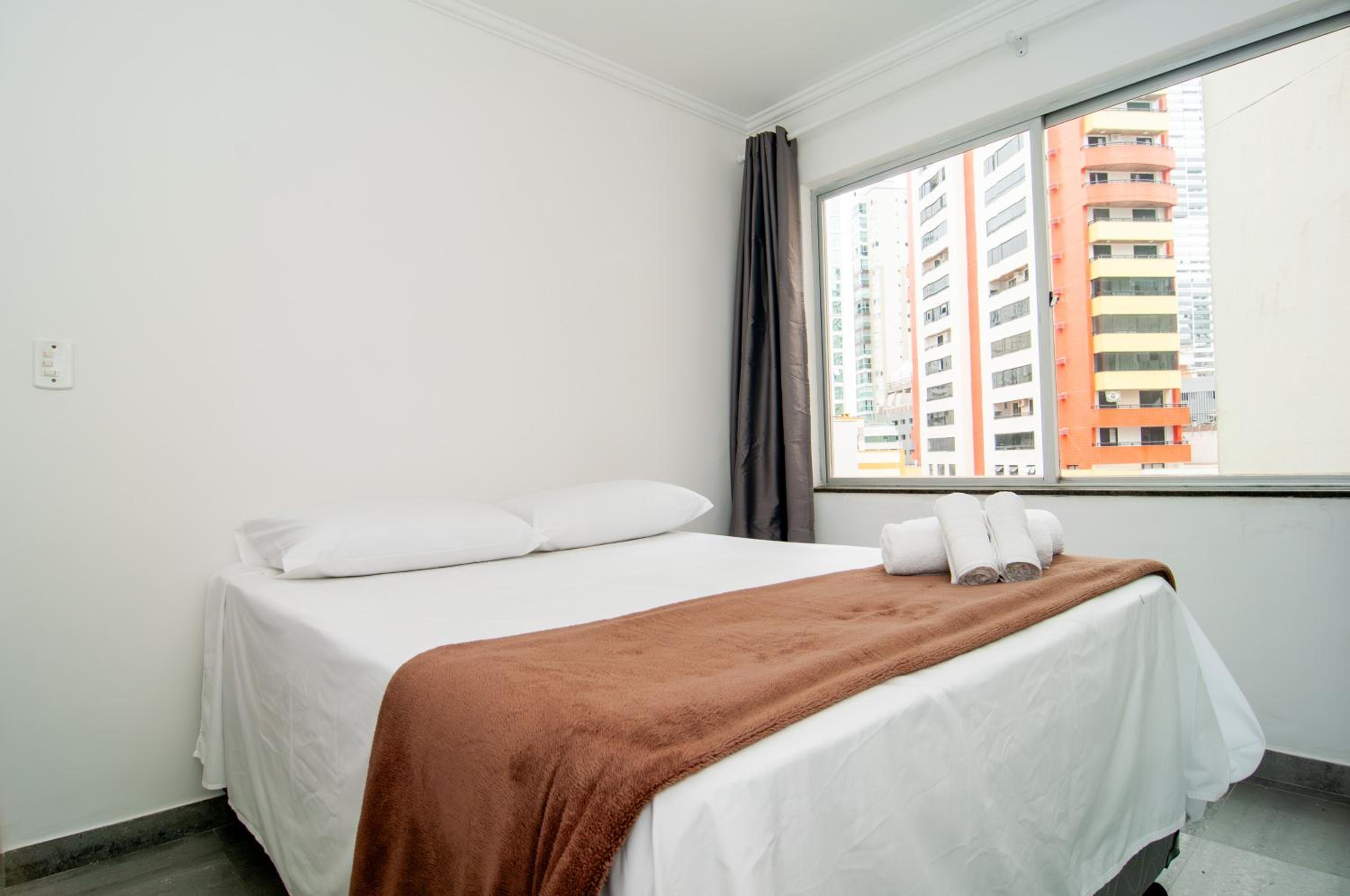 Aconchego 150 metros da Praia na Rua 3604 SW3421