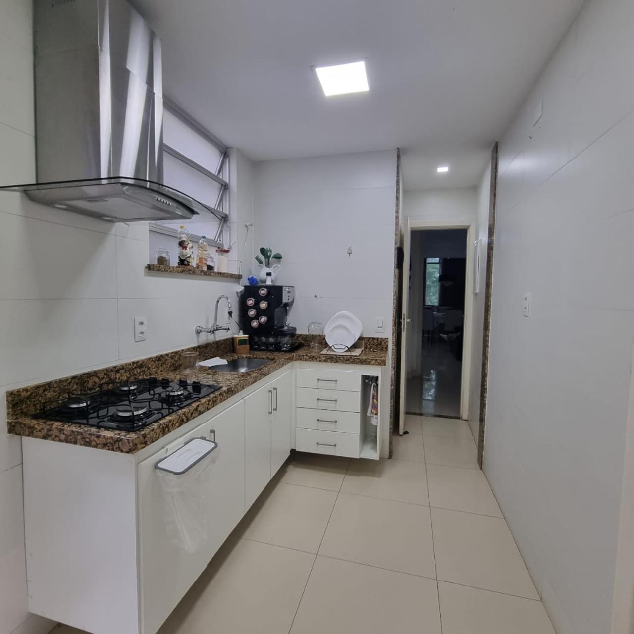 Apartamento em copacabana a 100 metros da praia